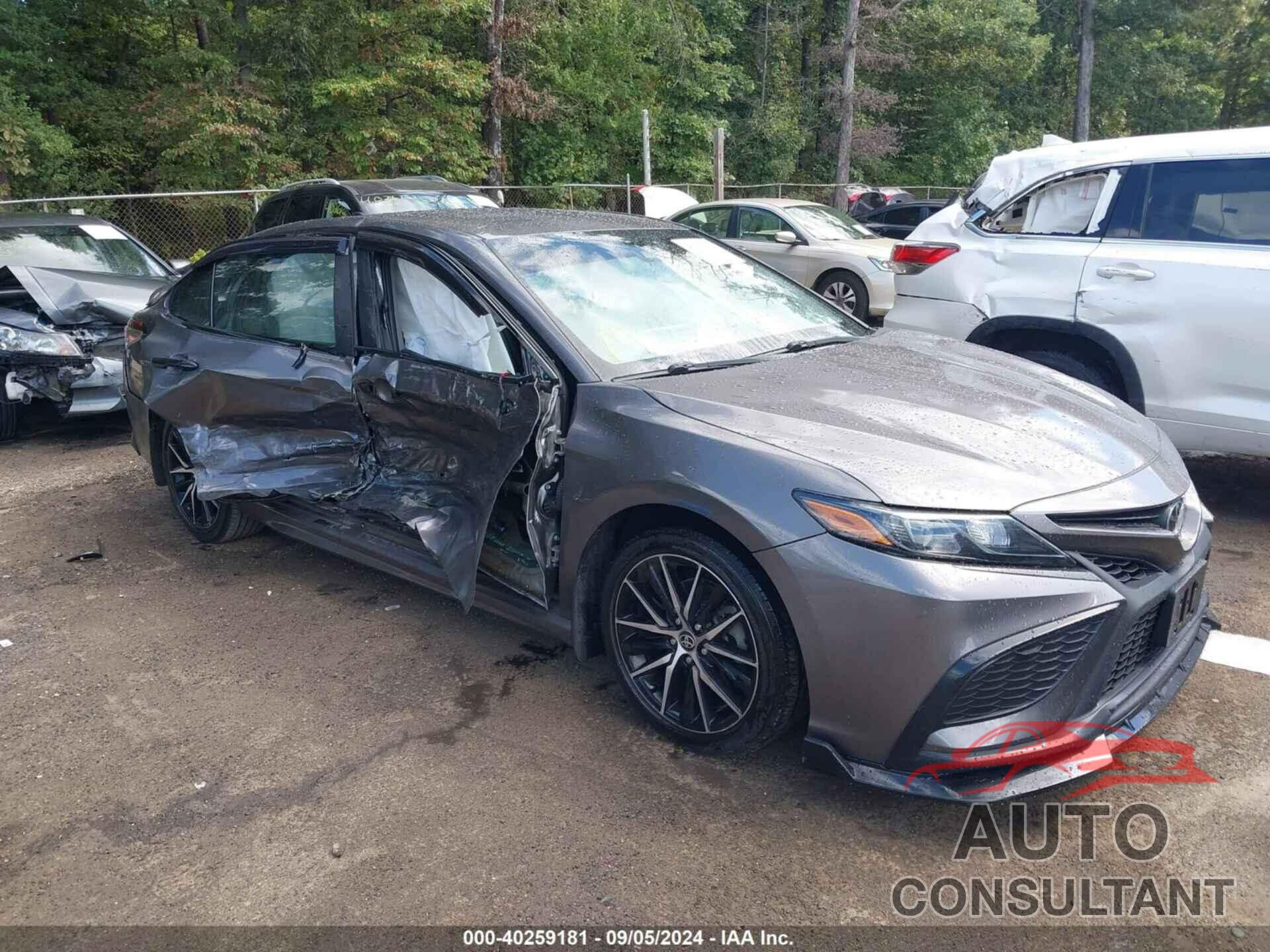 TOYOTA CAMRY 2021 - 4T1G11AK8MU573448