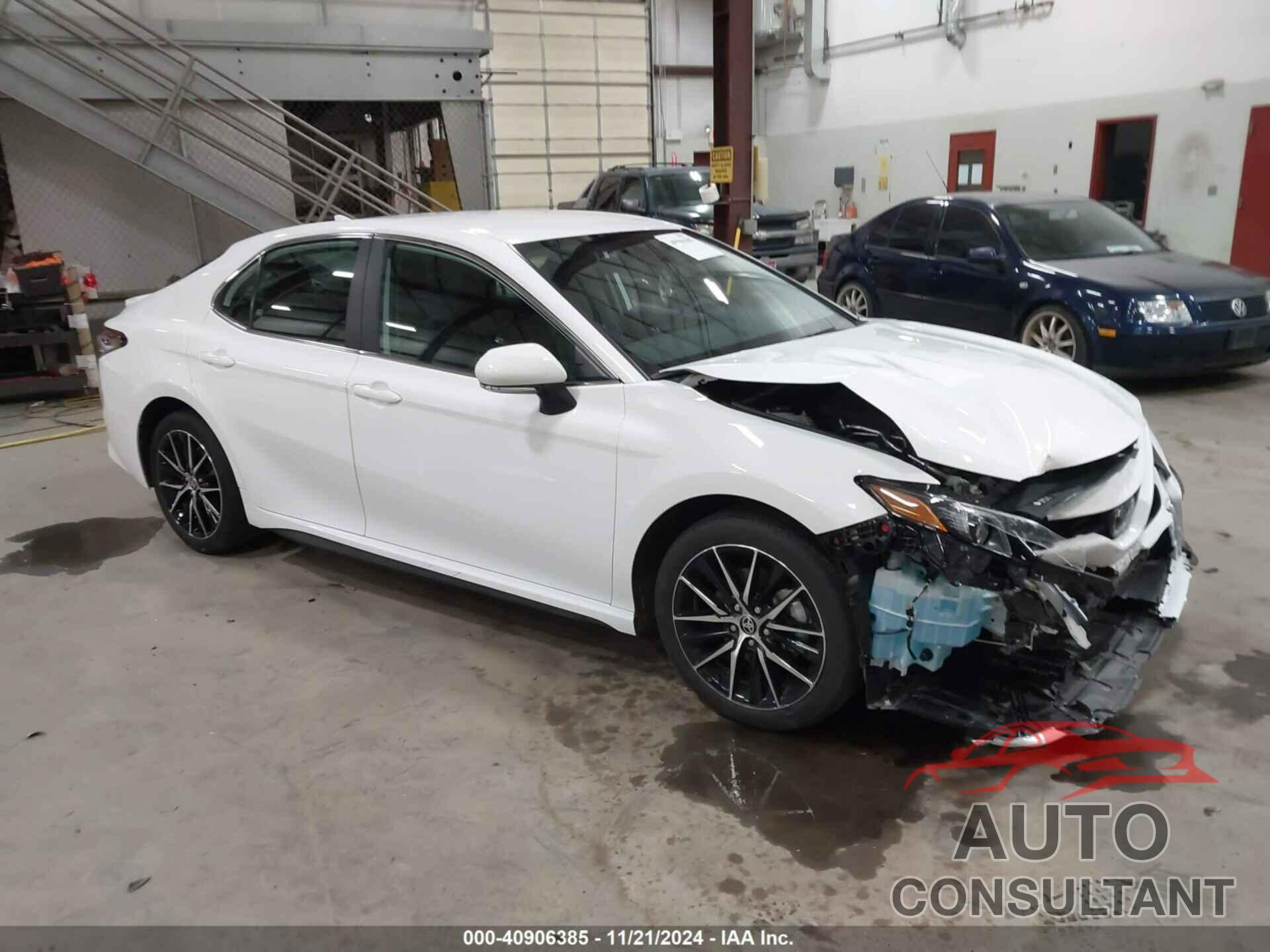TOYOTA CAMRY 2024 - 4T1G11AK1RU908038