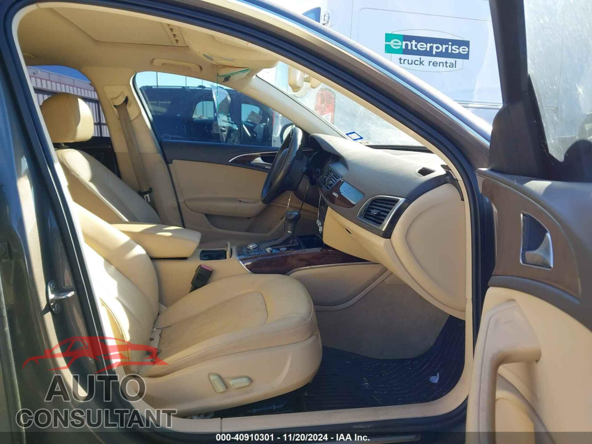 AUDI A6 2013 - WAUGFAFC9DN086337