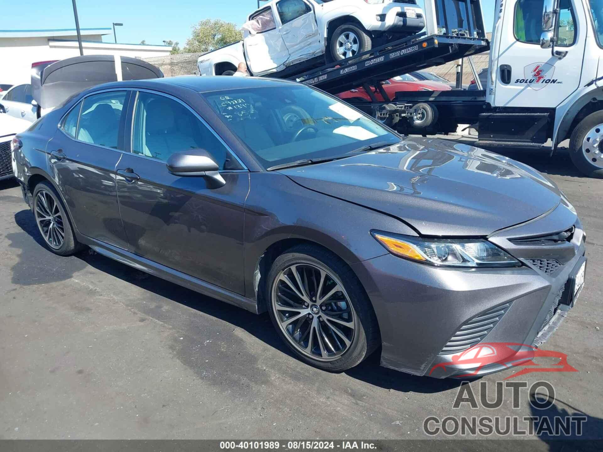 TOYOTA CAMRY 2019 - 4T1B11HK5KU211395