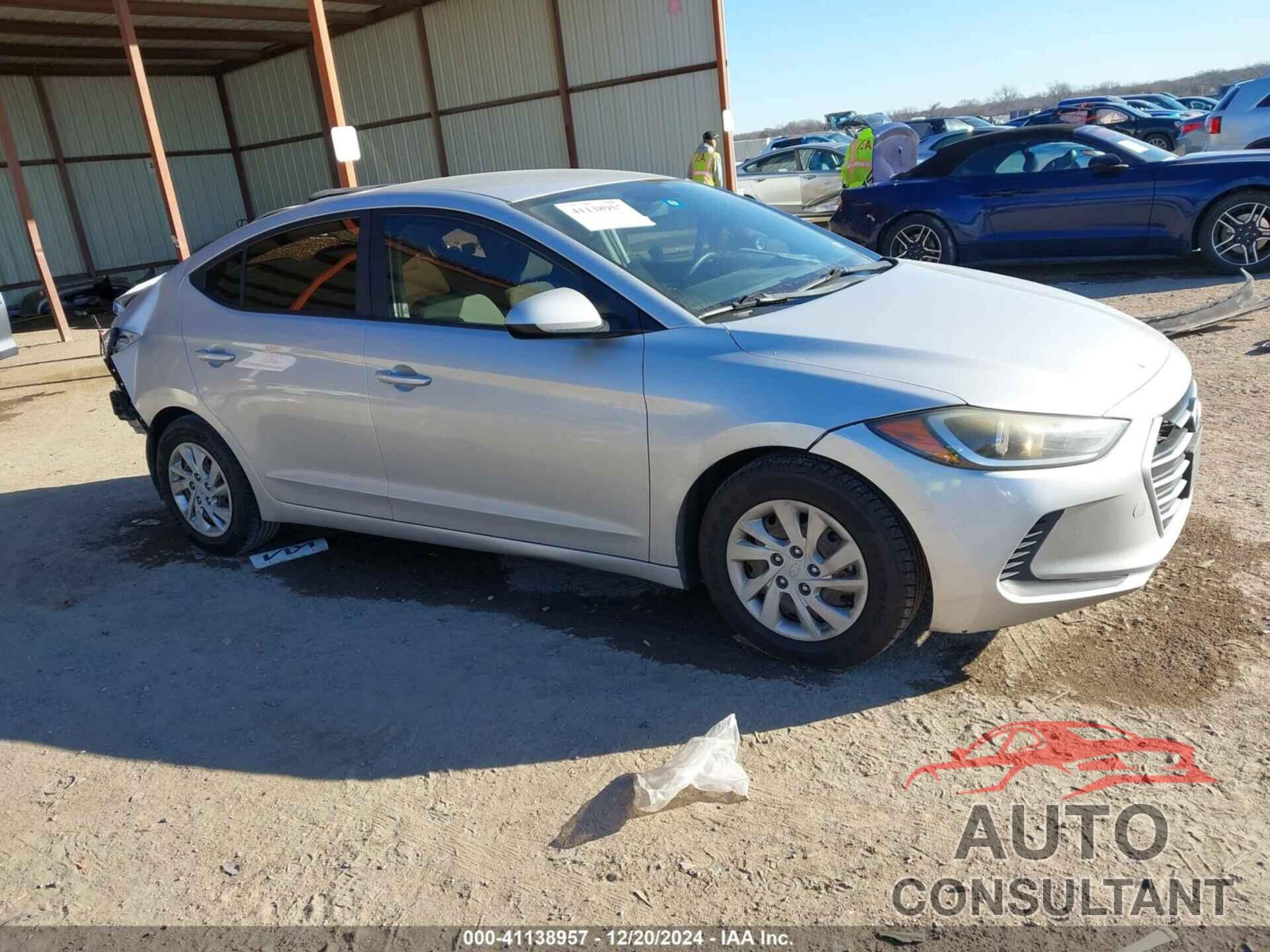 HYUNDAI ELANTRA 2017 - KMHD74LF0HU086592