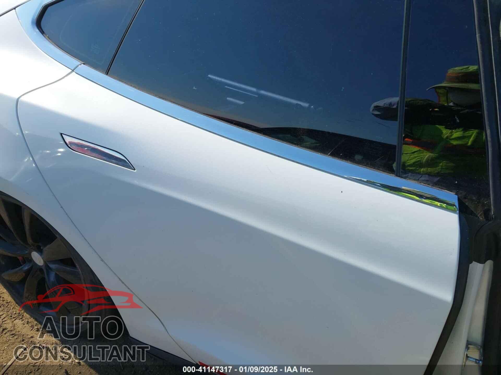 TESLA MODEL S 2014 - 5YJSA1H23EFP68209