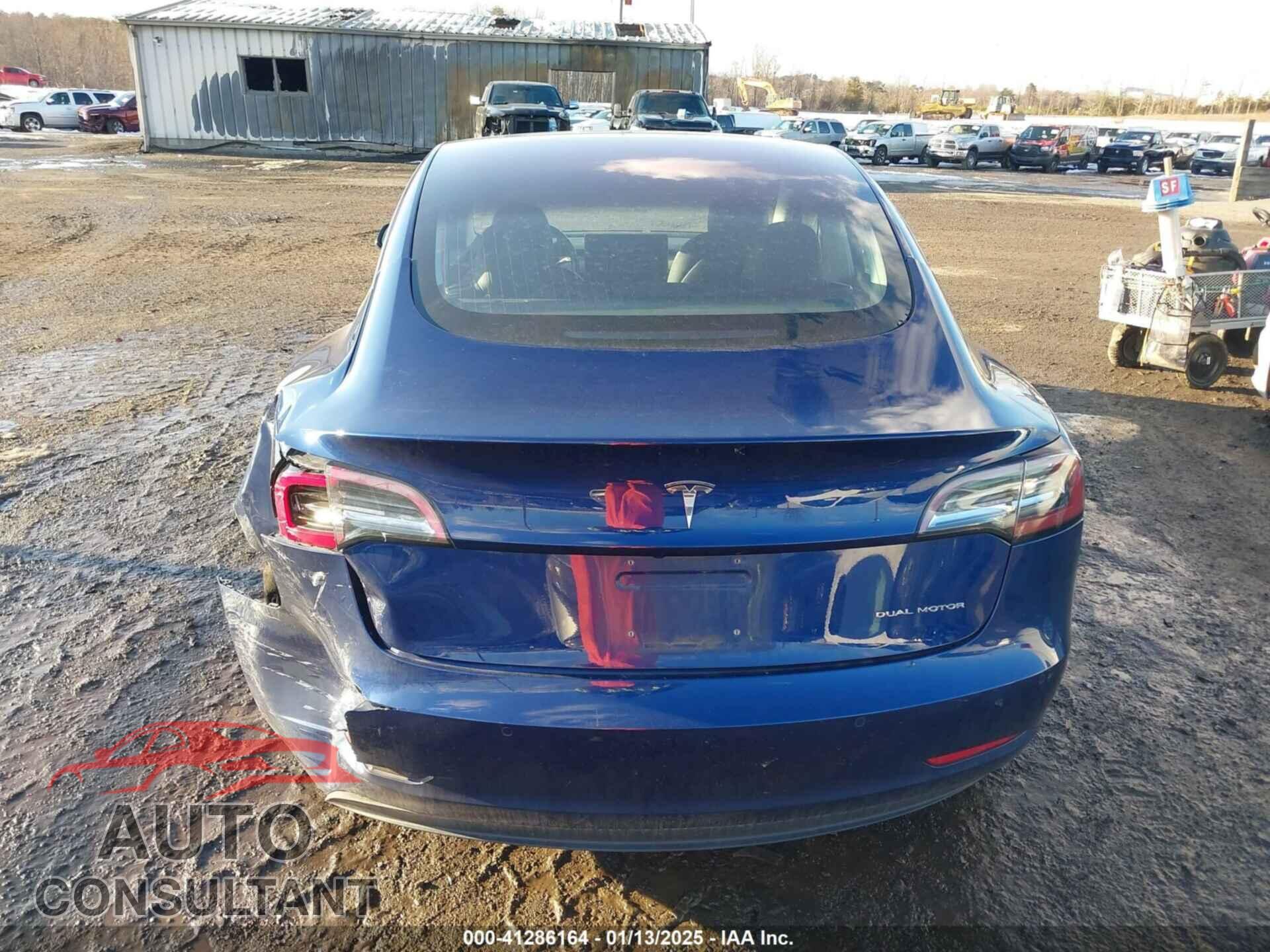 TESLA MODEL 3 2018 - 5YJ3E1EB9JF120574