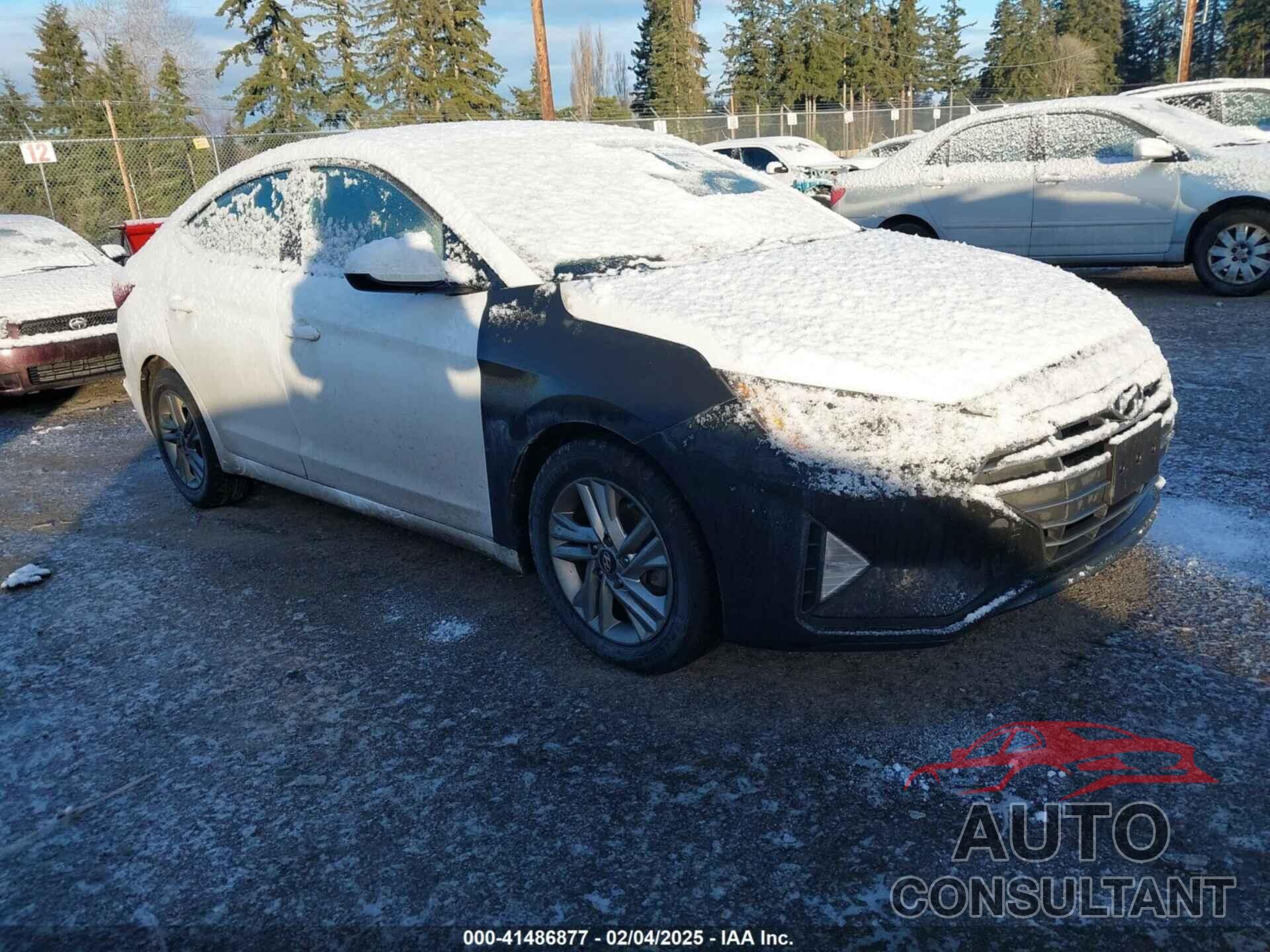 HYUNDAI ELANTRA 2019 - 5NPD84LF0KH471847