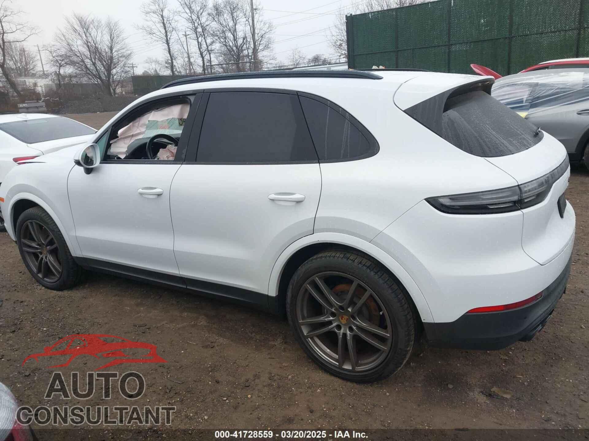 PORSCHE CAYENNE 2023 - WP1AA2AY4PDA04474