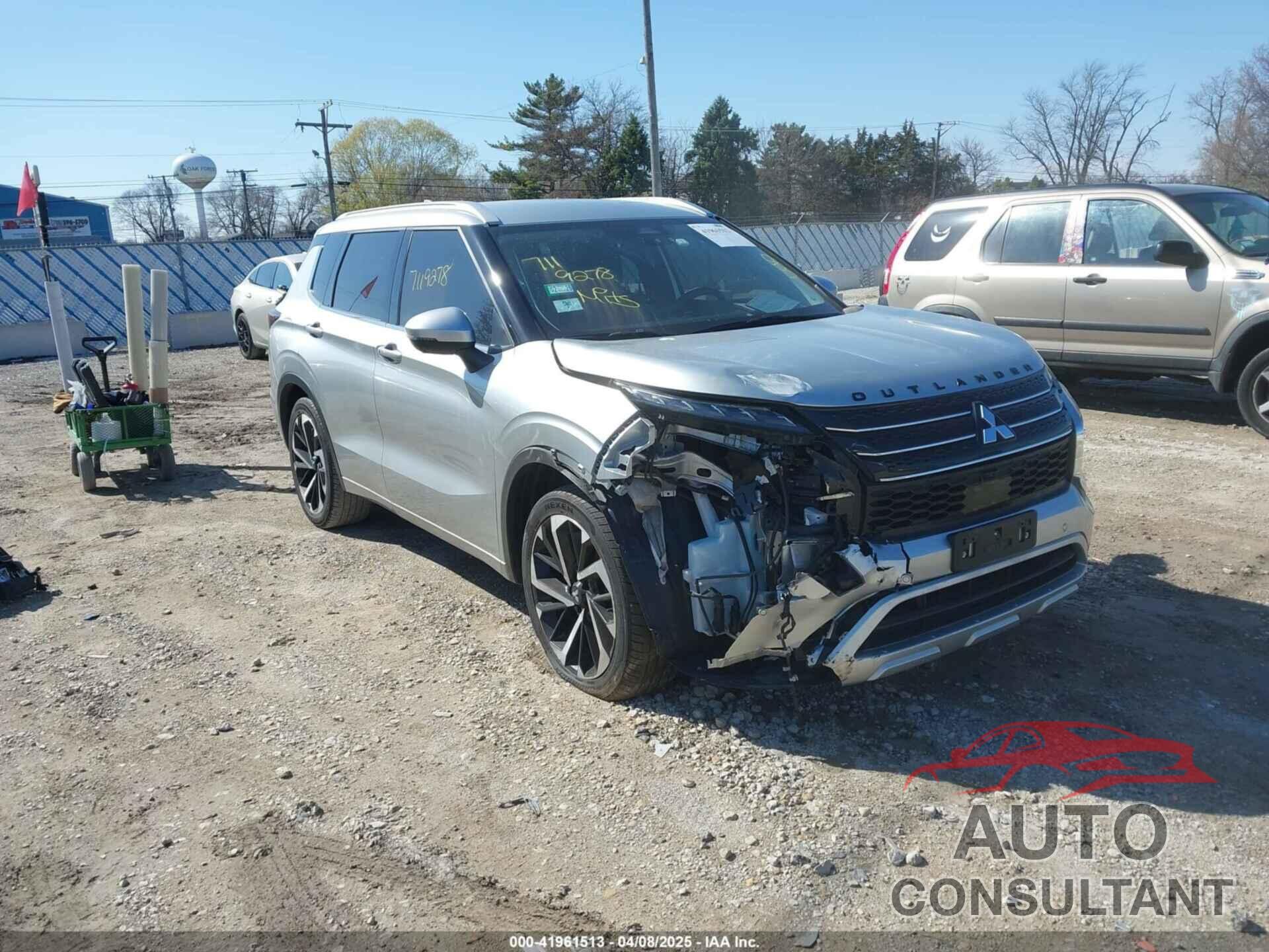 MITSUBISHI OUTLANDER 2022 - JA4J4VA89NZ081121
