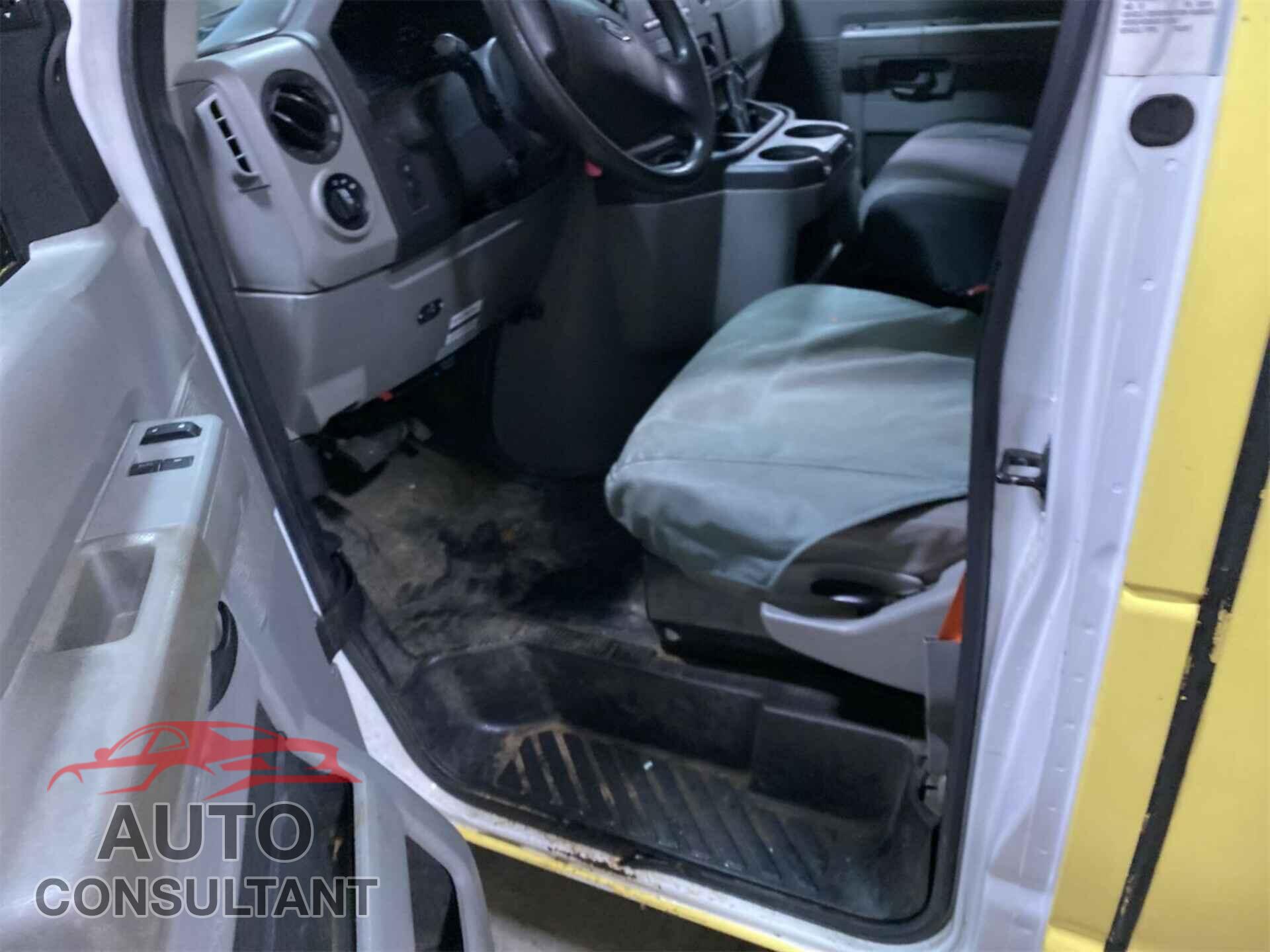 FORD ECONOLINE 2019 - 1FDXE4FS9KDC19367