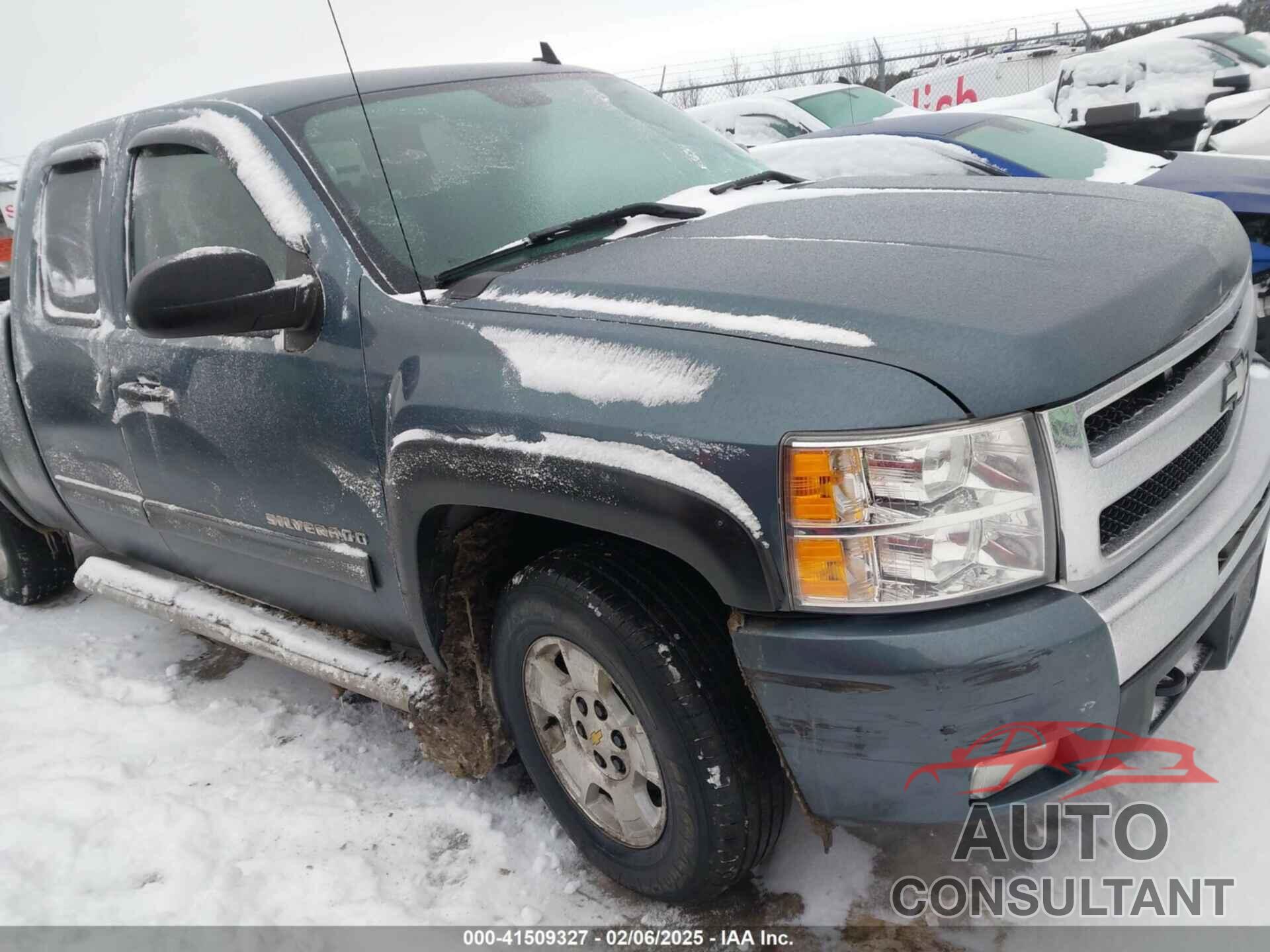CHEVROLET SILVERADO 1500 2011 - 1GCRKSE34BZ462320