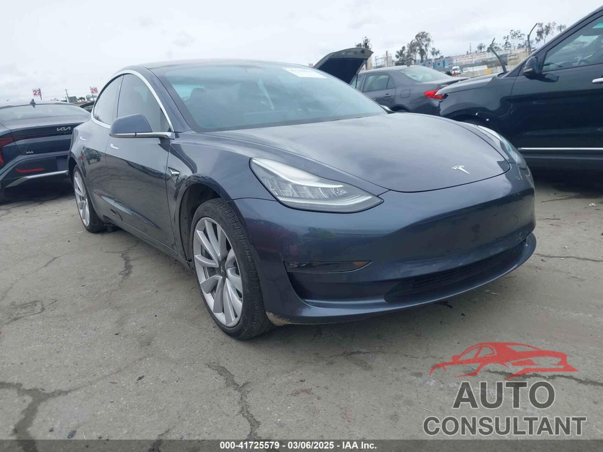TESLA MODEL 3 2017 - 5YJ3E1EA8HF001738