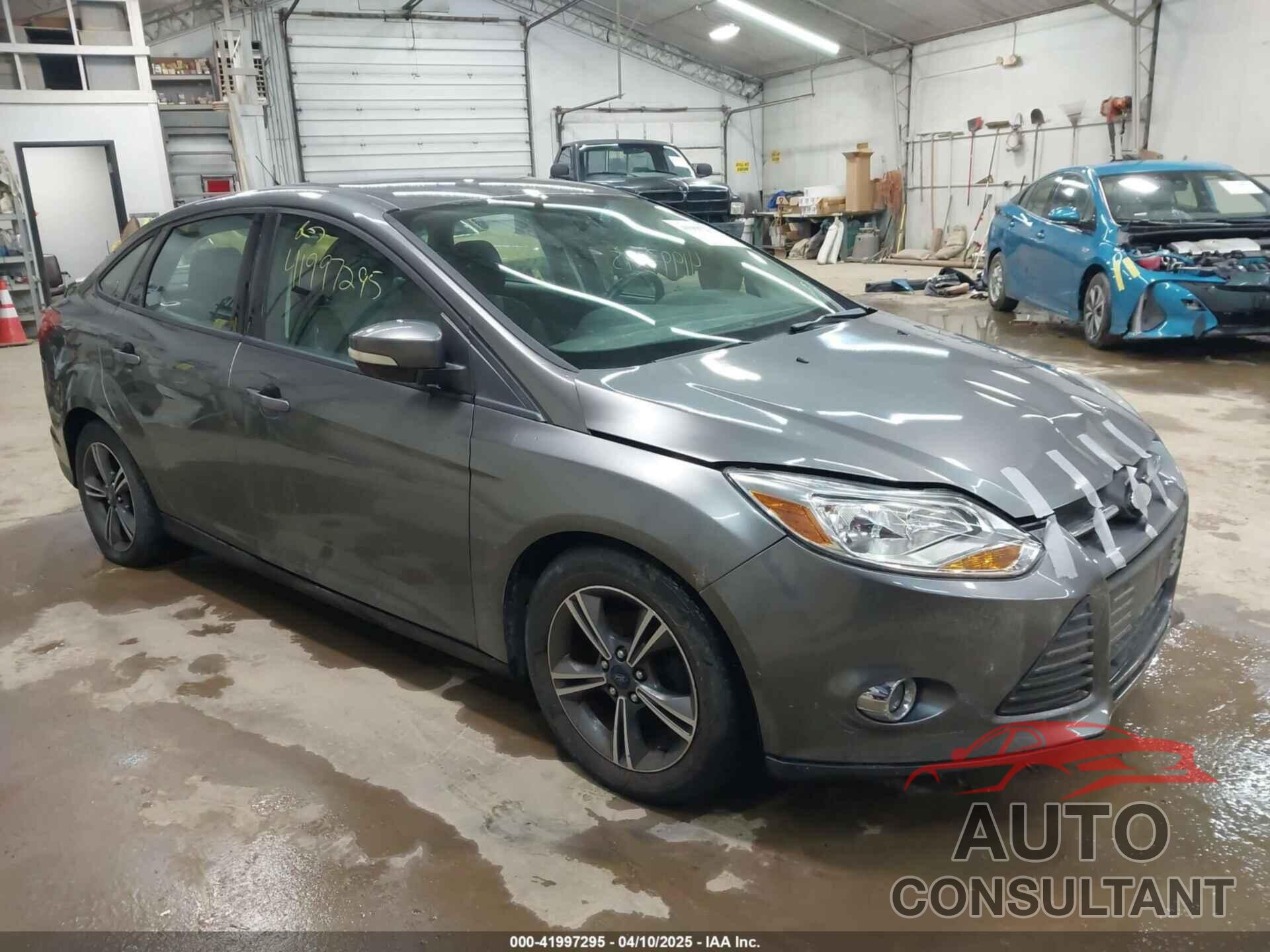 FORD FOCUS 2014 - 1FADP3F24EL310431