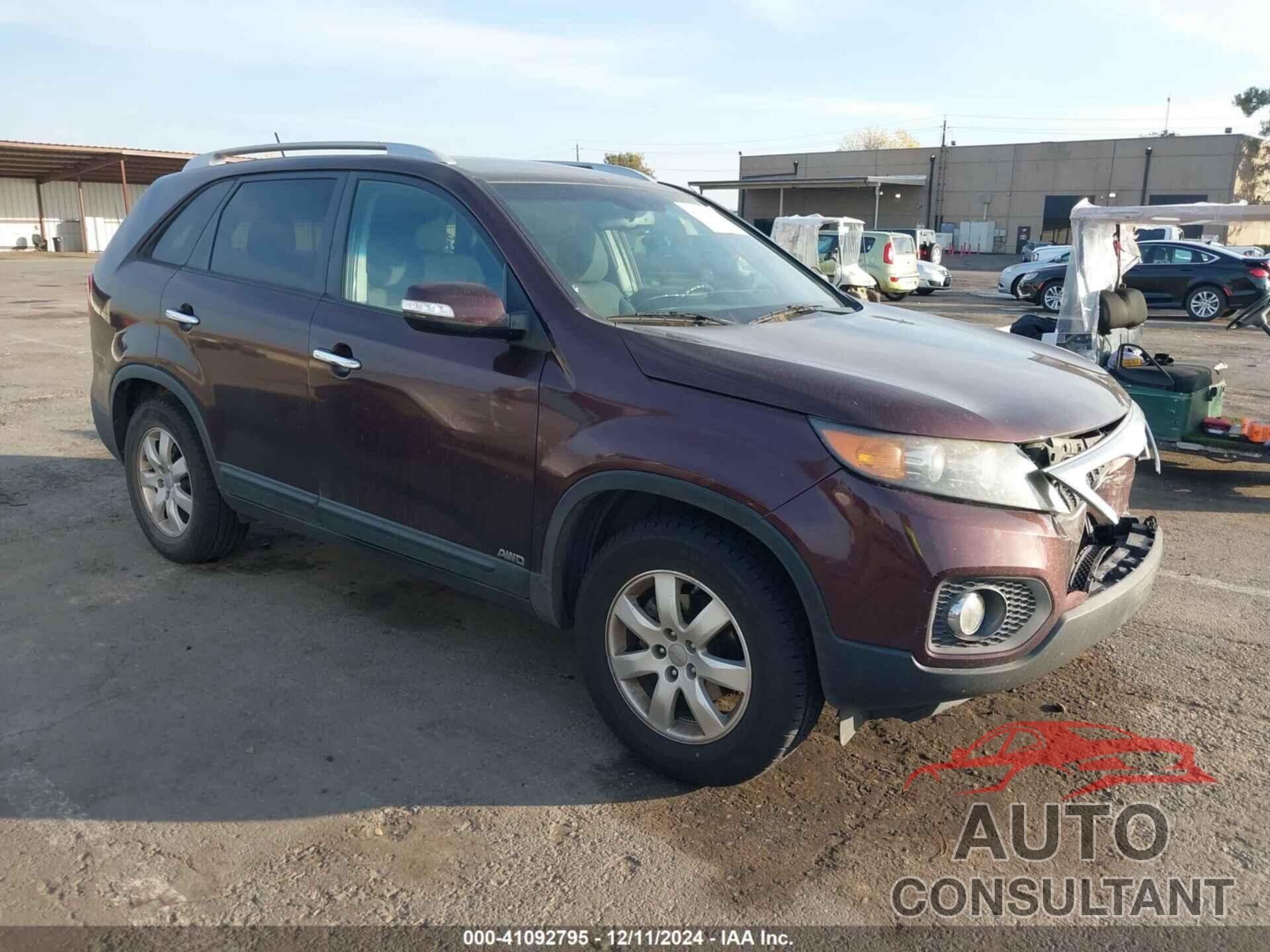 KIA SORENTO 2013 - 5XYKTDA61DG385742