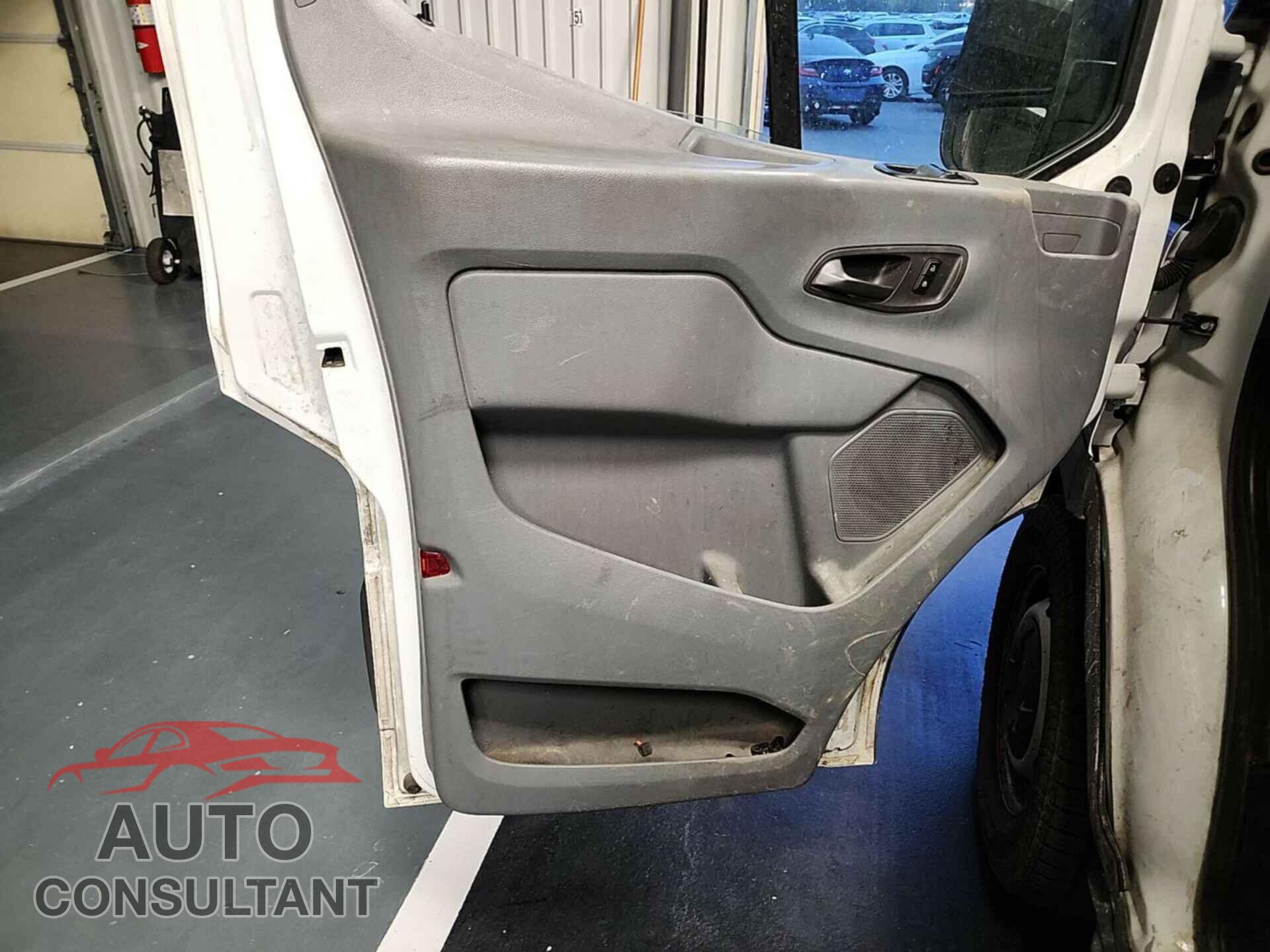 FORD TRANSIT 2016 - 1FTYR1CM7GKA21925