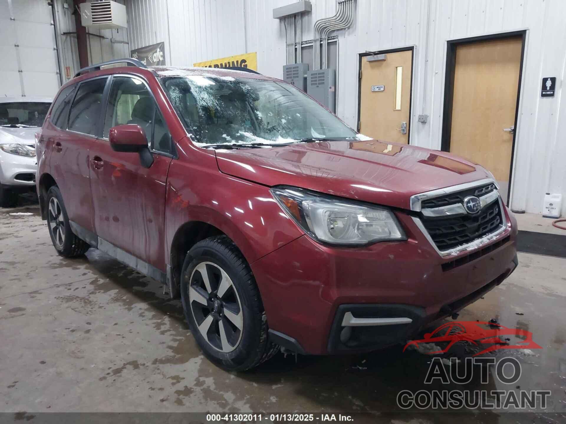 SUBARU FORESTER 2018 - JF2SJAGC4JH608118