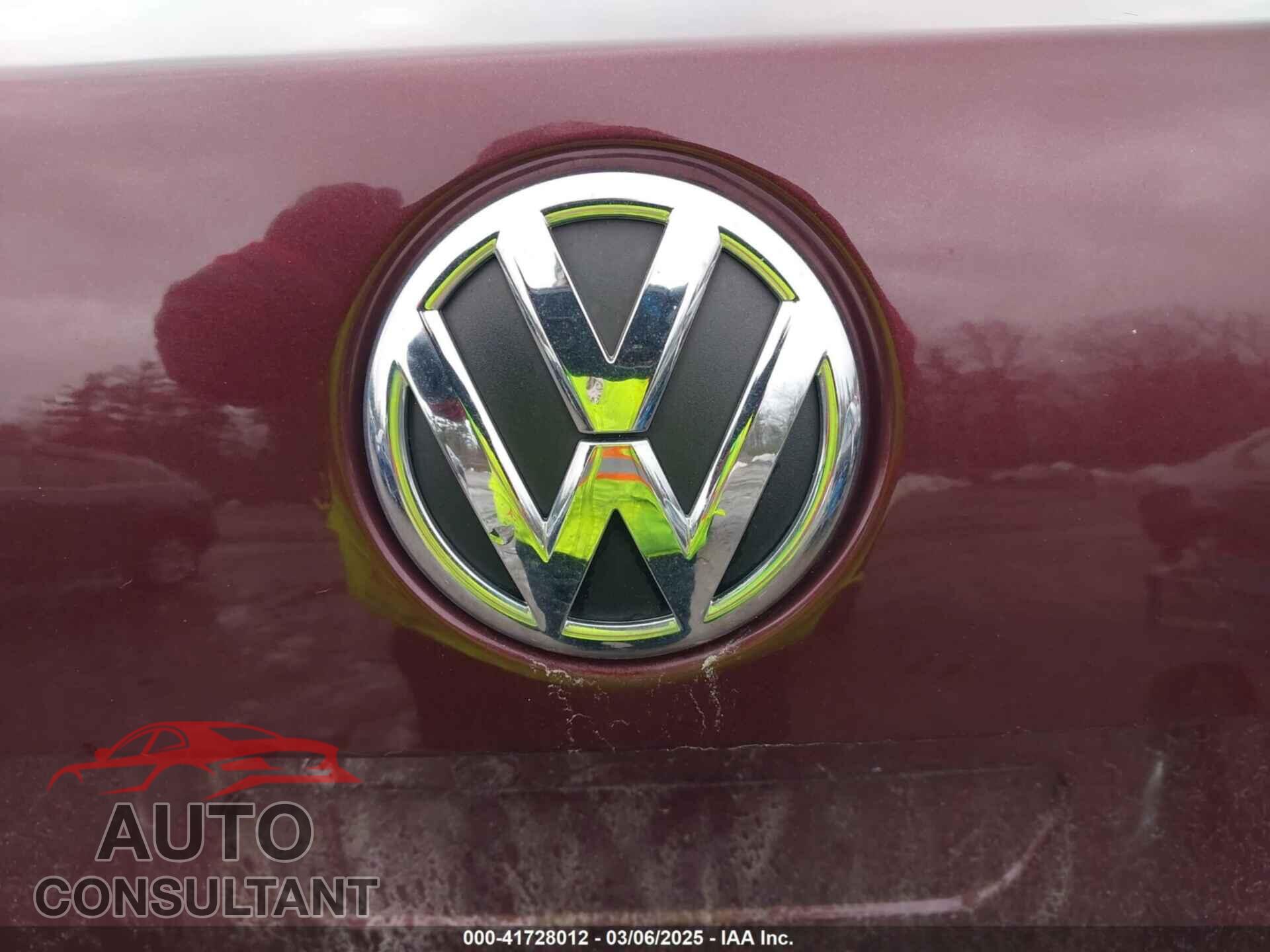 VOLKSWAGEN PASSAT 2013 - 1VWBP7A36DC095185