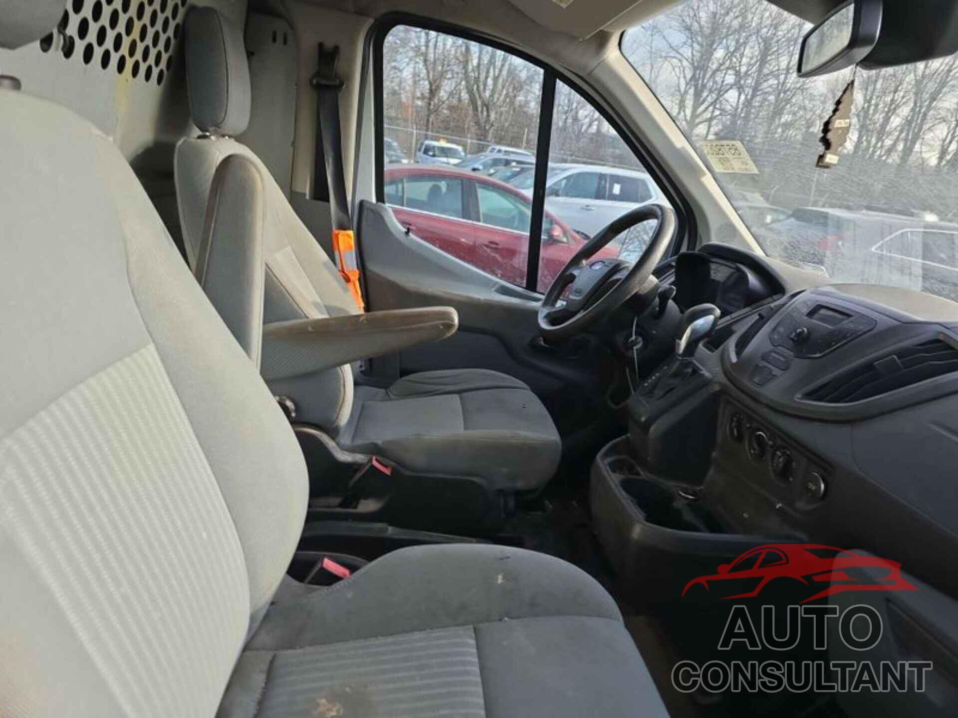 FORD TRANSIT-150 2016 - 1FTYE1YM6GKA19586