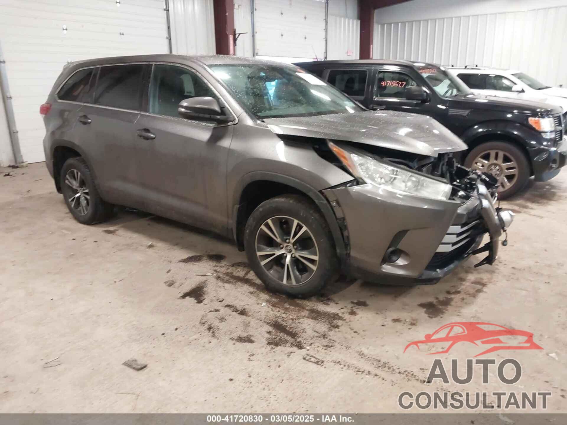 TOYOTA HIGHLANDER 2019 - 5TDBZRFH2KS996255