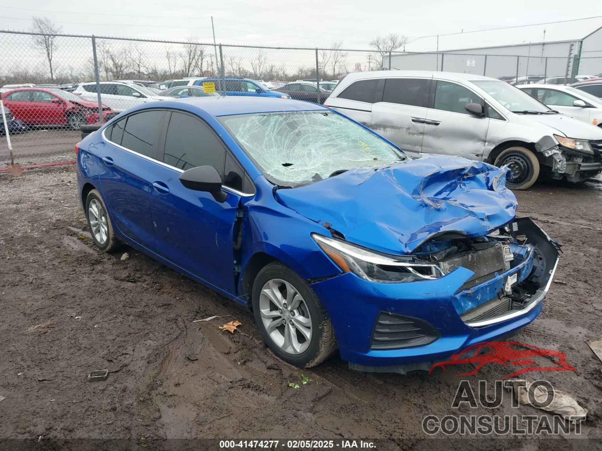 CHEVROLET CRUZE 2019 - 1G1BE5SM9K7137688