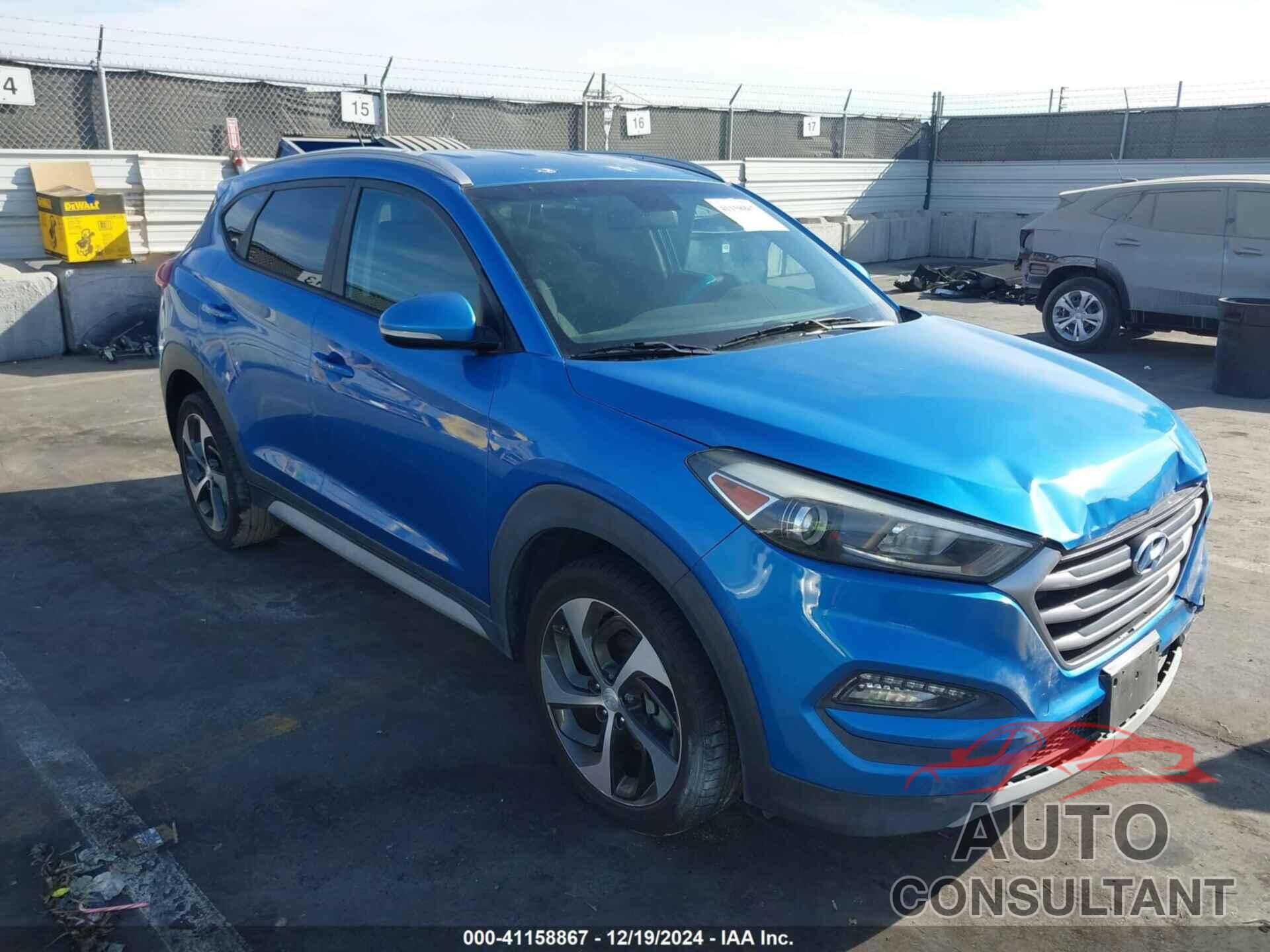 HYUNDAI TUCSON 2017 - KM8J33A27HU420805