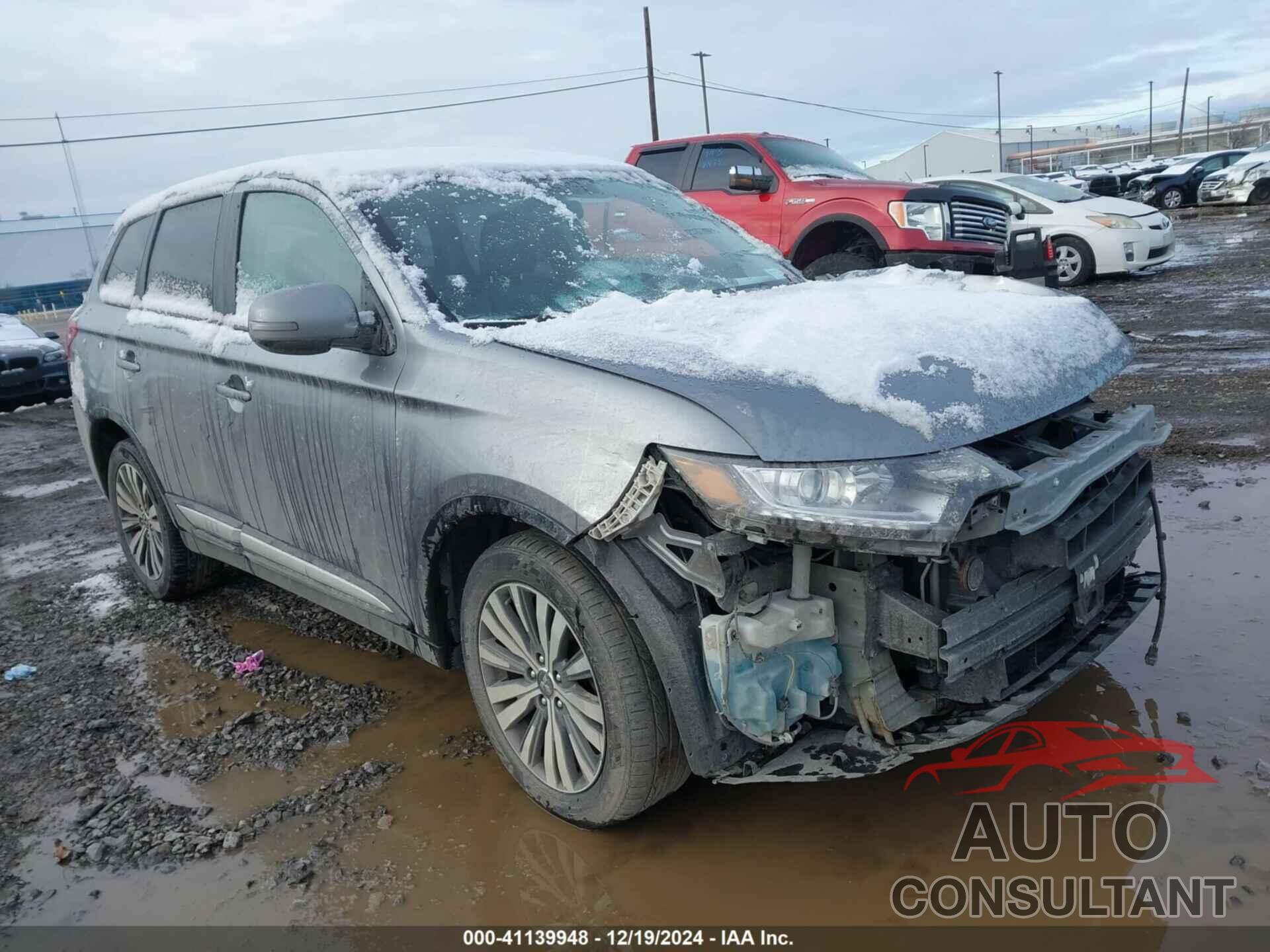 MITSUBISHI OUTLANDER 2019 - JA4AD3A34KZ043445