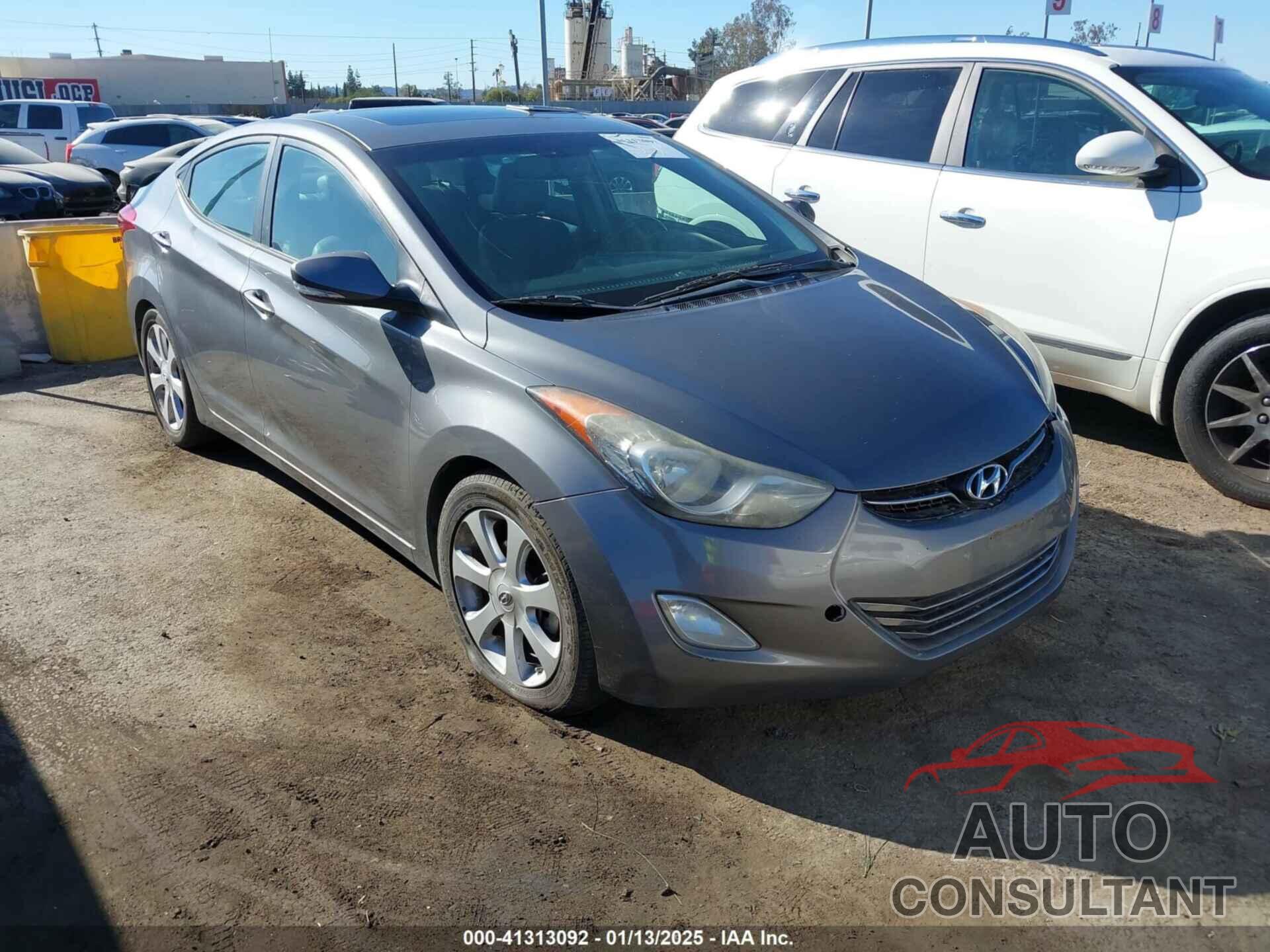 HYUNDAI ELANTRA 2013 - 5NPDH4AE3DH217594