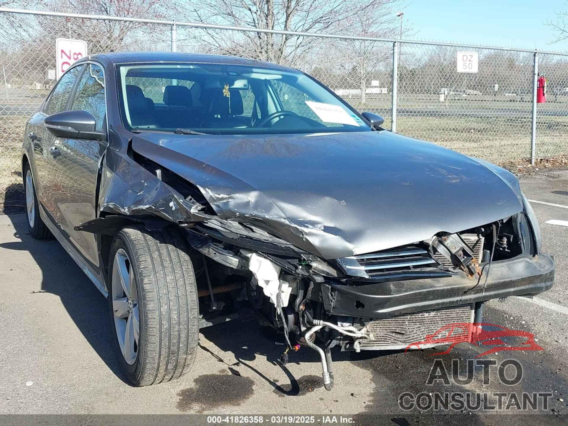 VOLKSWAGEN PASSAT 2012 - 1VWBP7A30CC029066