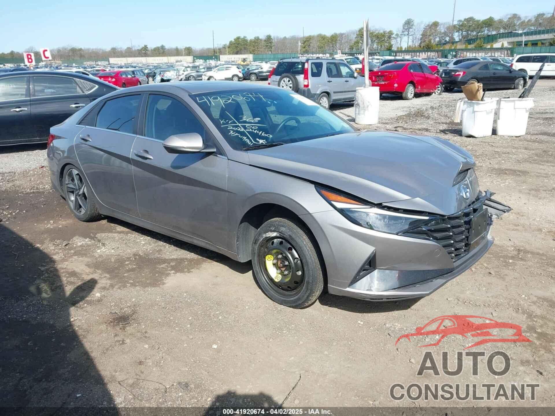 HYUNDAI ELANTRA 2022 - KMHLP4AG7NU366982