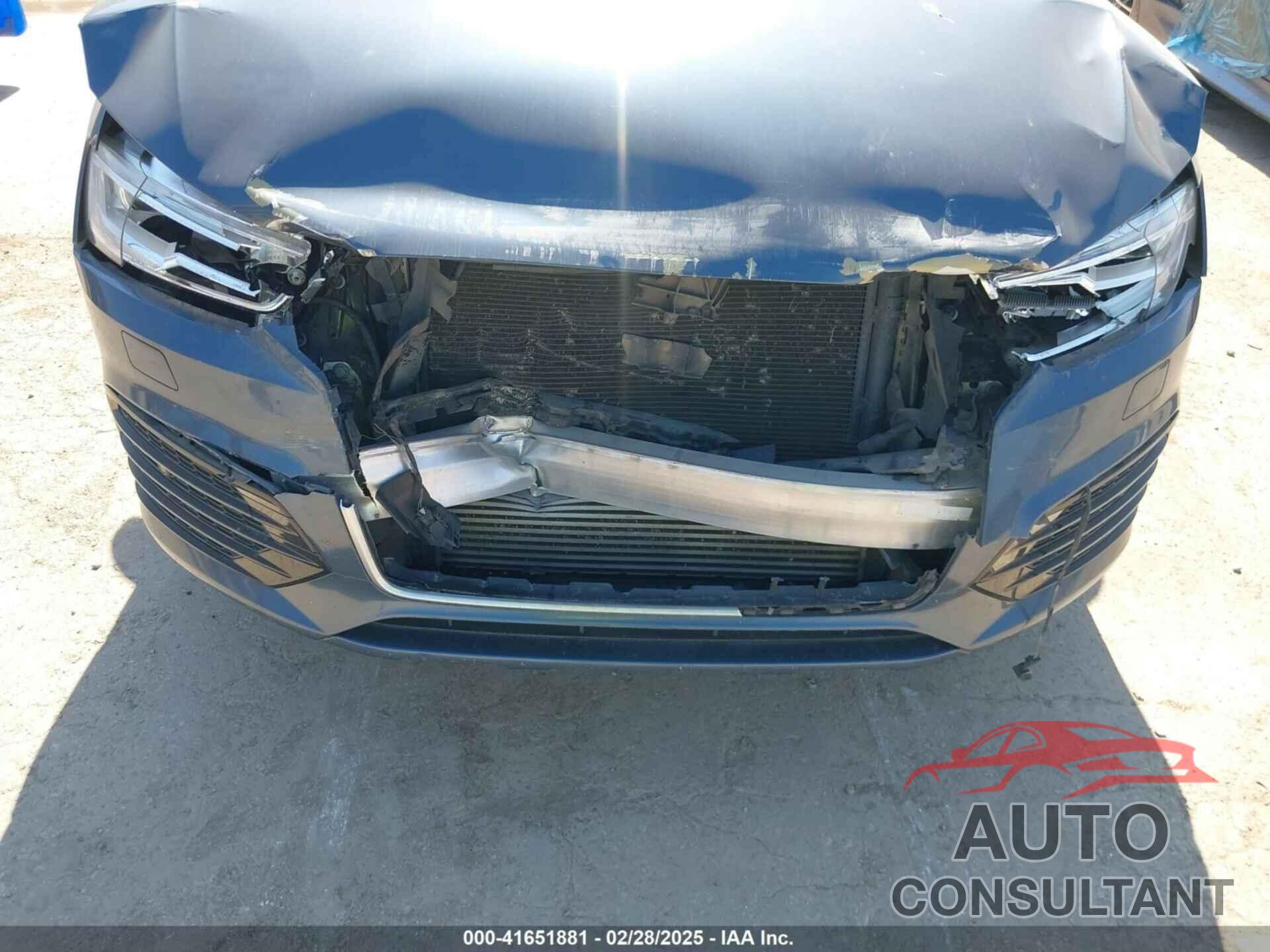 AUDI Q3 2018 - WA1HCCFS8JR000257