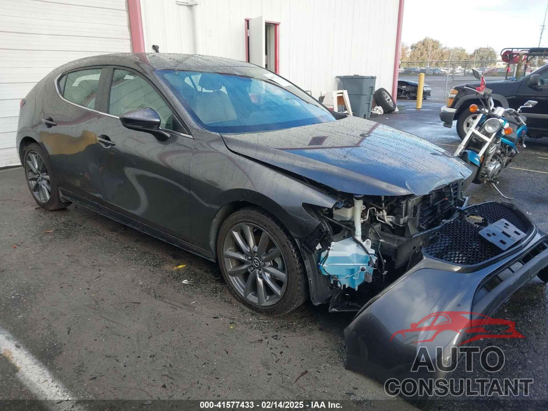 MAZDA MAZDA3 HATCHBACK 2019 - JM1BPBMM7K1125569