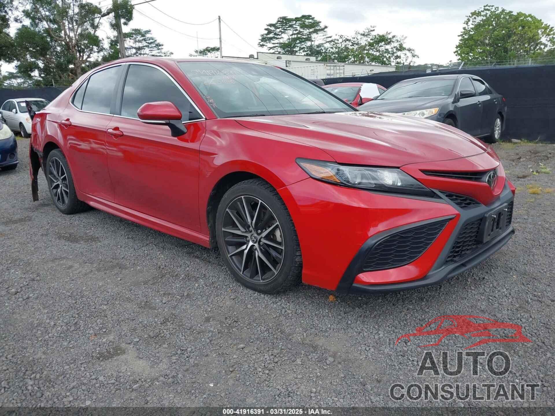 TOYOTA CAMRY 2022 - 4T1G11AK3NU013693
