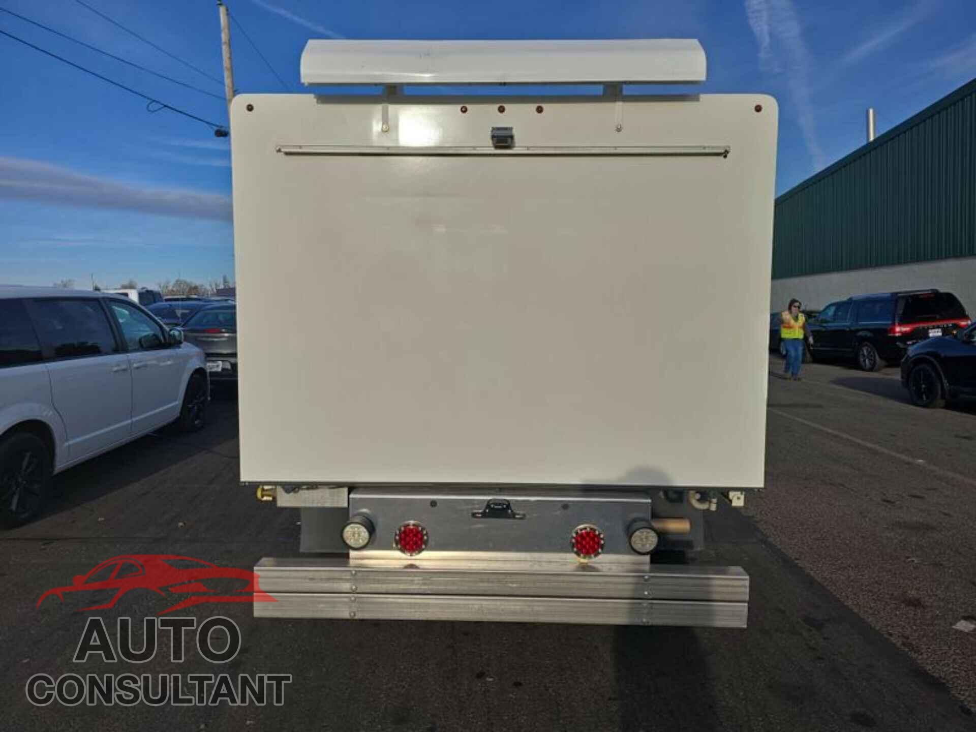 FORD ECONOLINE 2019 - 1FDXE4FS2KDC57748