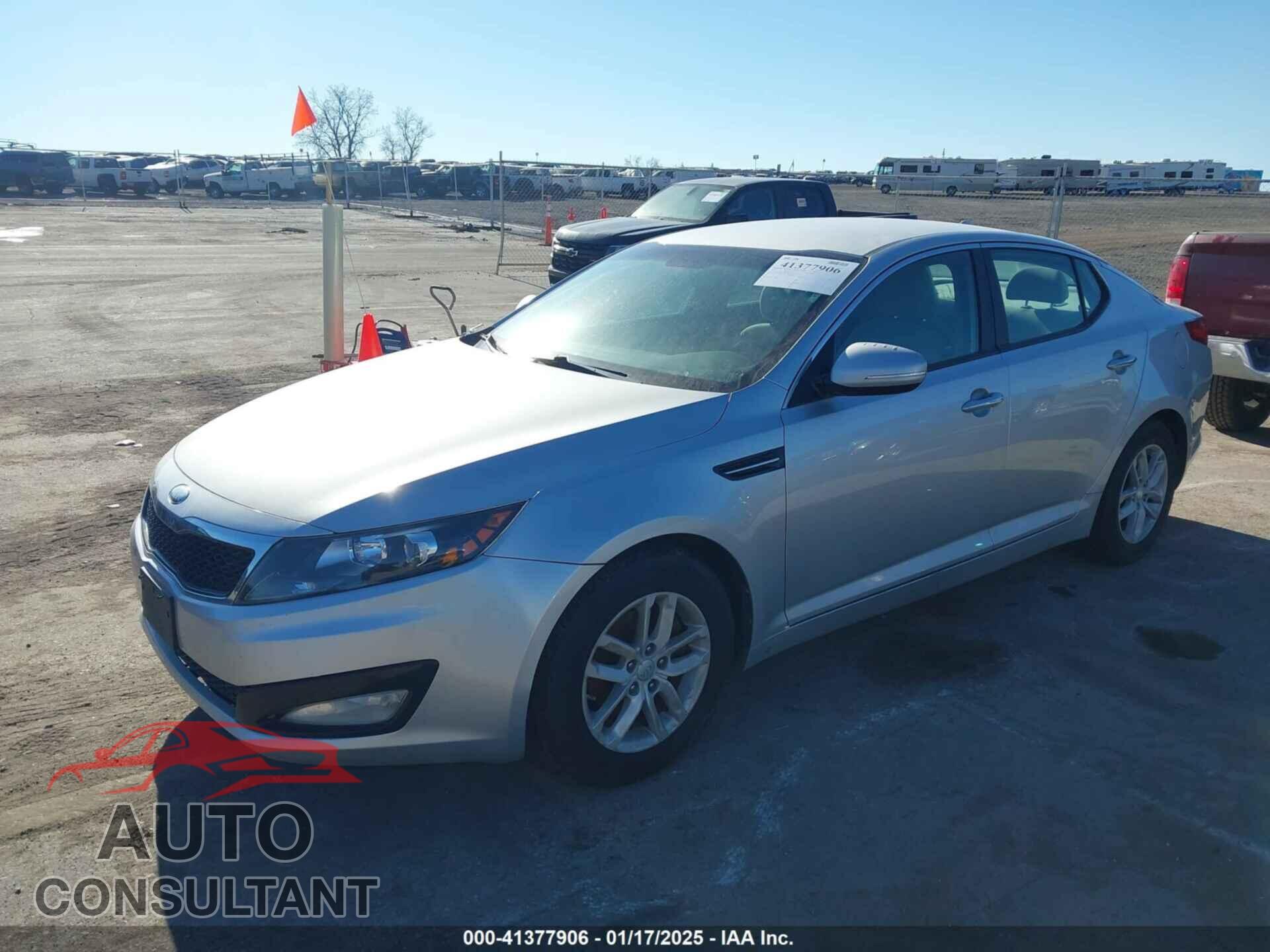 KIA OPTIMA 2013 - KNAGM4A77D5392521