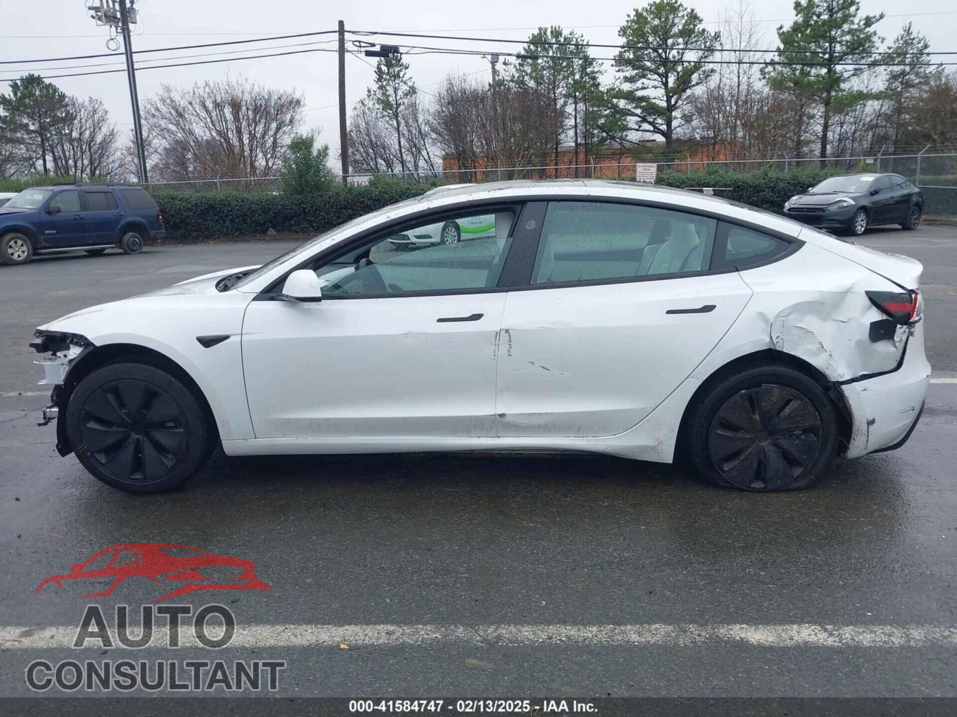 TESLA MODEL 3 2024 - 5YJ3E1EA9RF857020