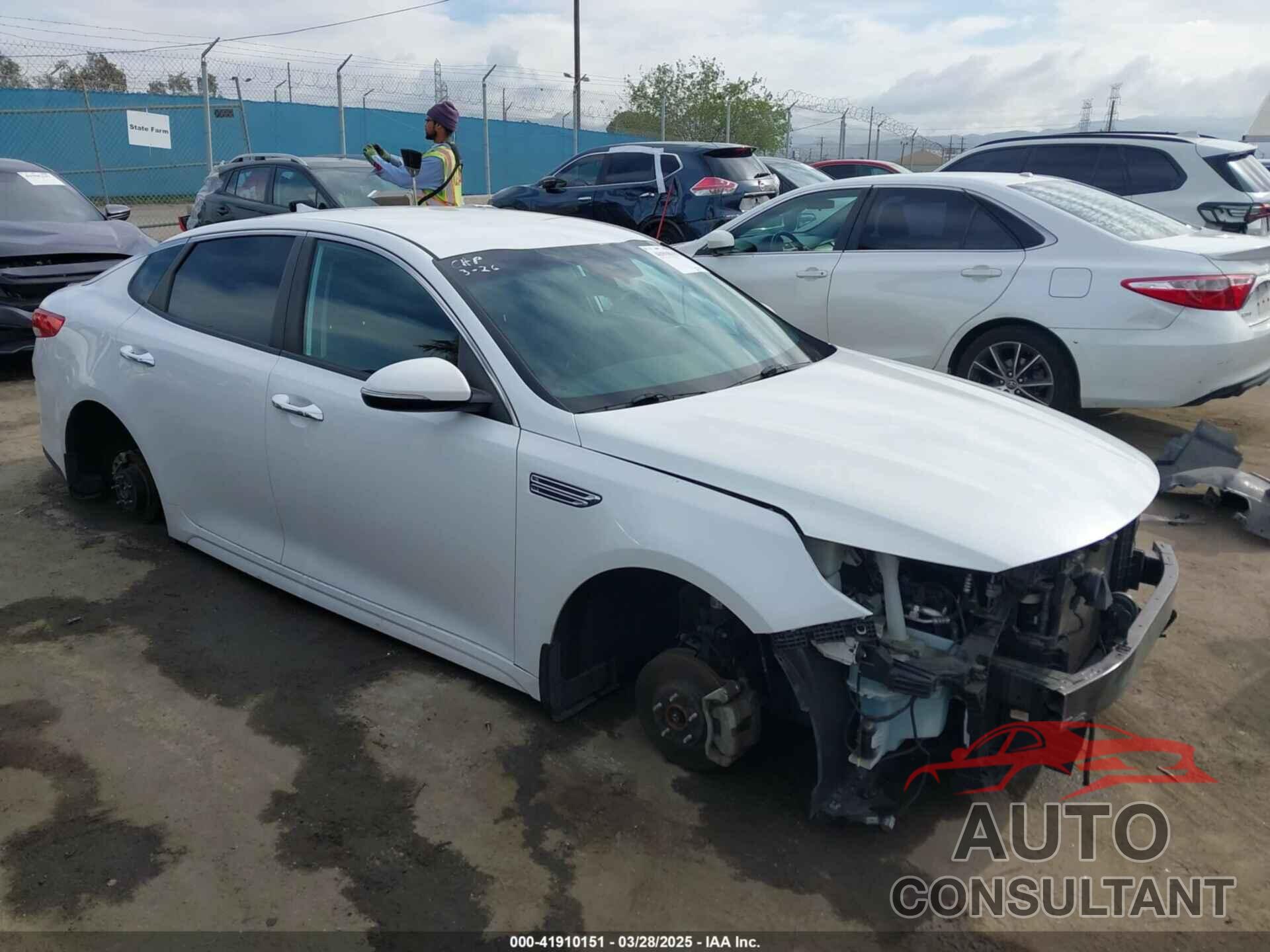 KIA OPTIMA 2020 - 5XXGT4L35LG395766
