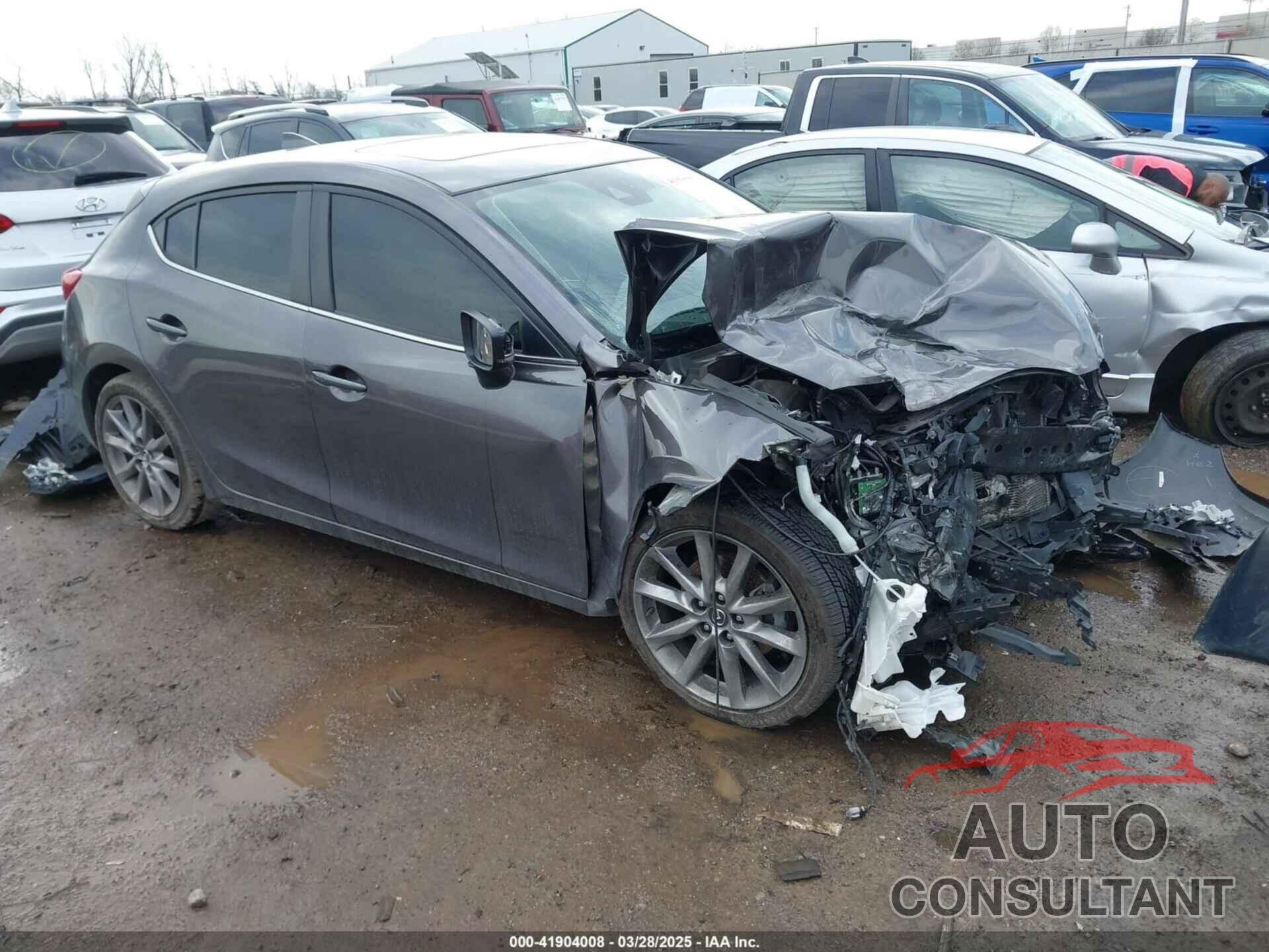 MAZDA MAZDA3 2018 - 3MZBN1M38JM215397