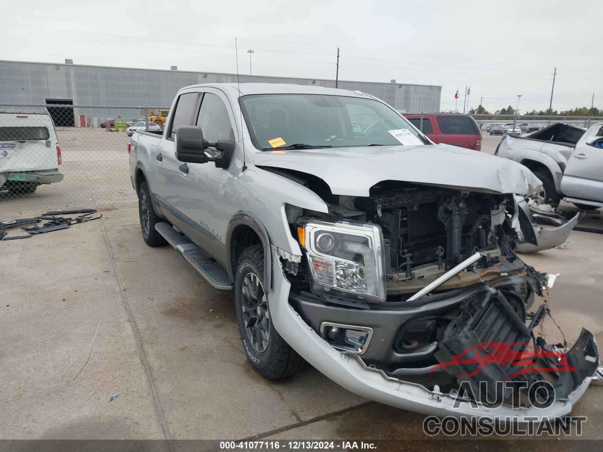 NISSAN TITAN 2018 - 1N6AA1E59JN520436