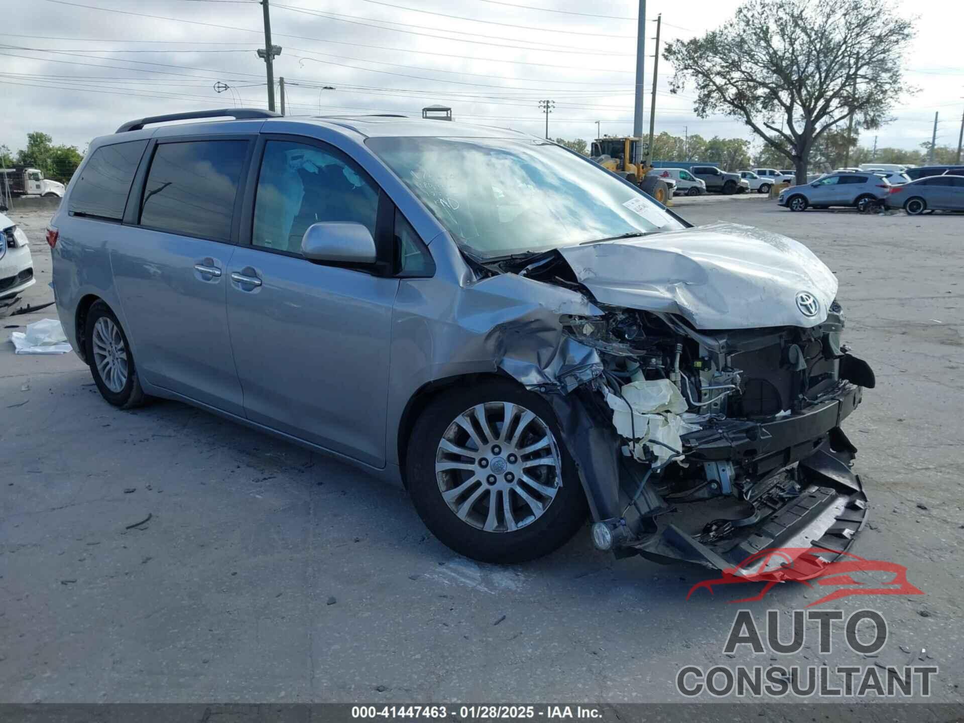 TOYOTA SIENNA 2017 - 5TDYZ3DC0HS782811