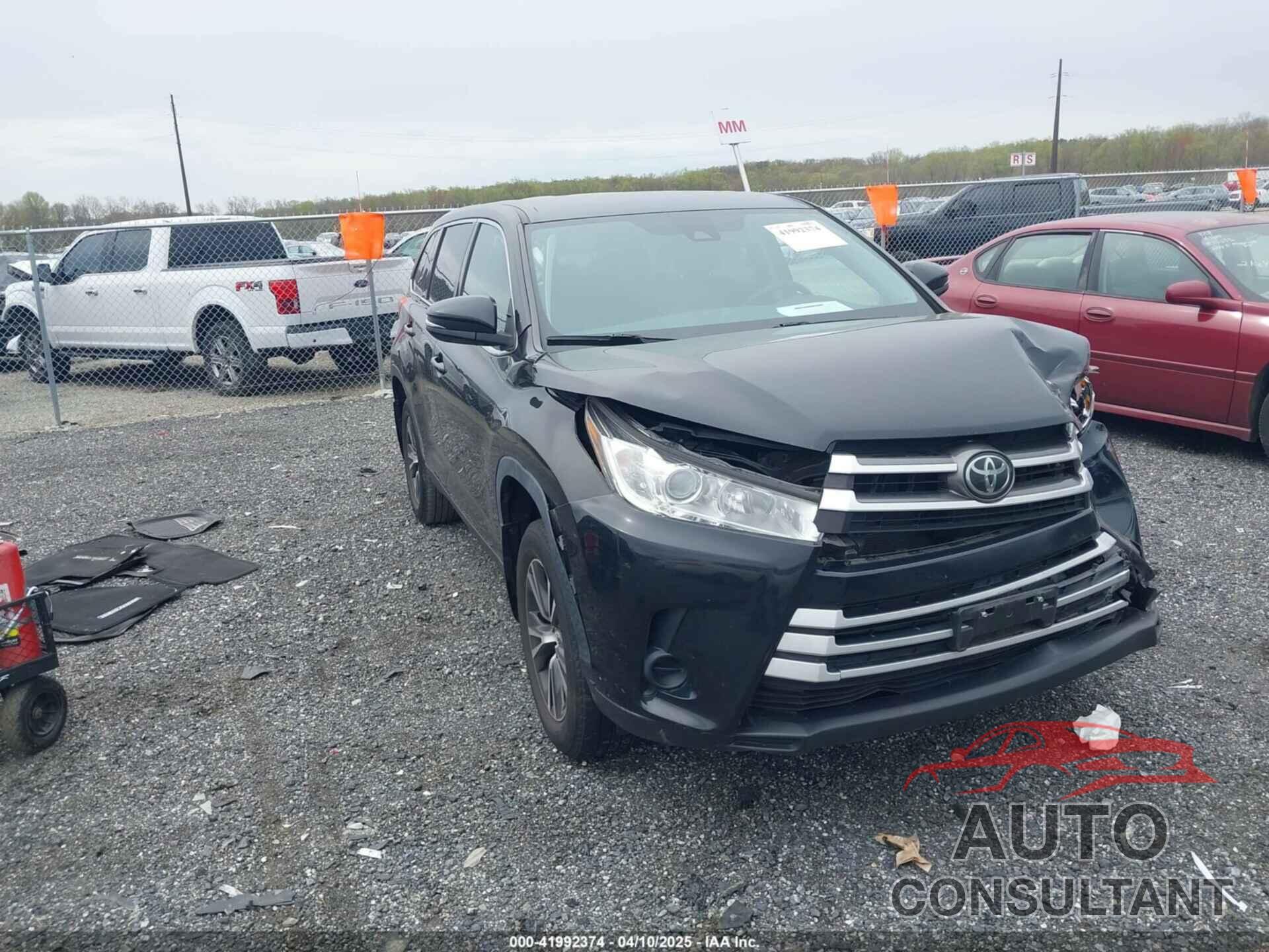 TOYOTA HIGHLANDER 2019 - 5TDBZRFH7KS994632