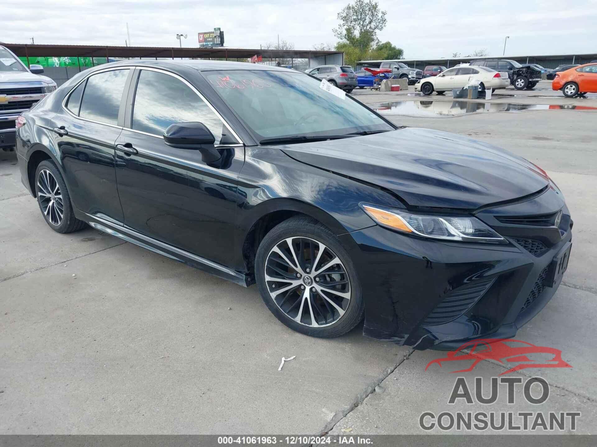 TOYOTA CAMRY 2019 - 4T1B11HK3KU832909