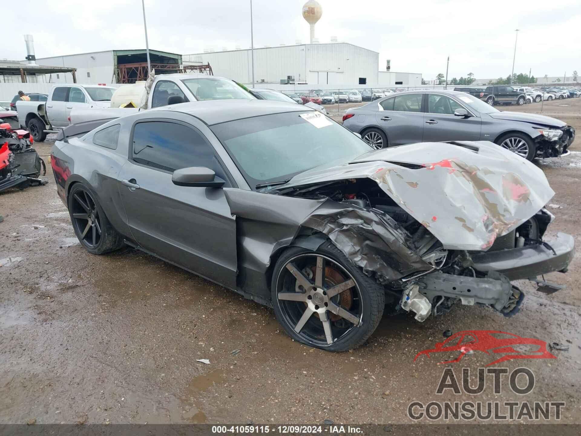 FORD MUSTANG 2014 - 1ZVBP8CF4E5297607