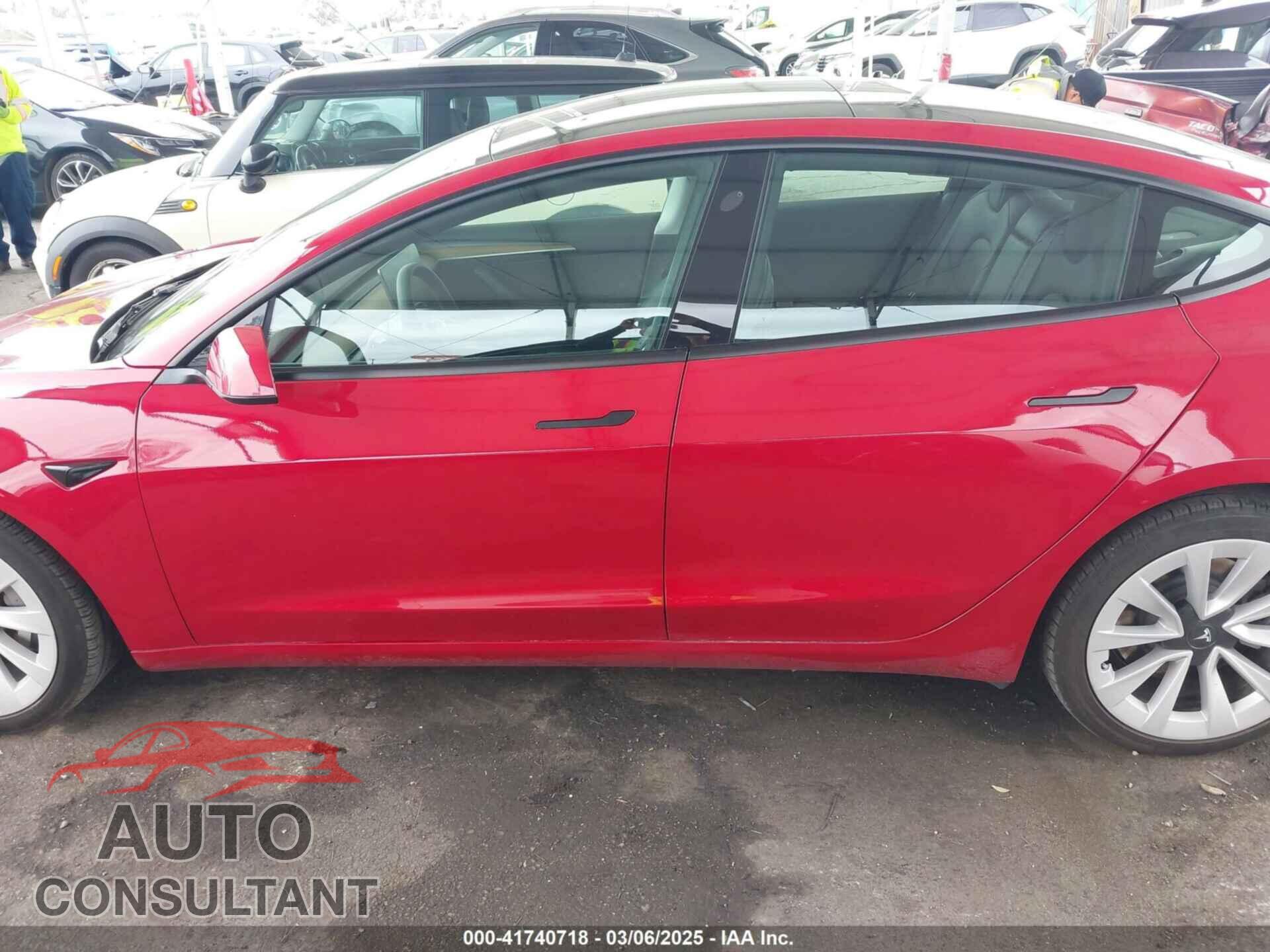 TESLA MODEL 3 2022 - 5YJ3E1EA8NF177409