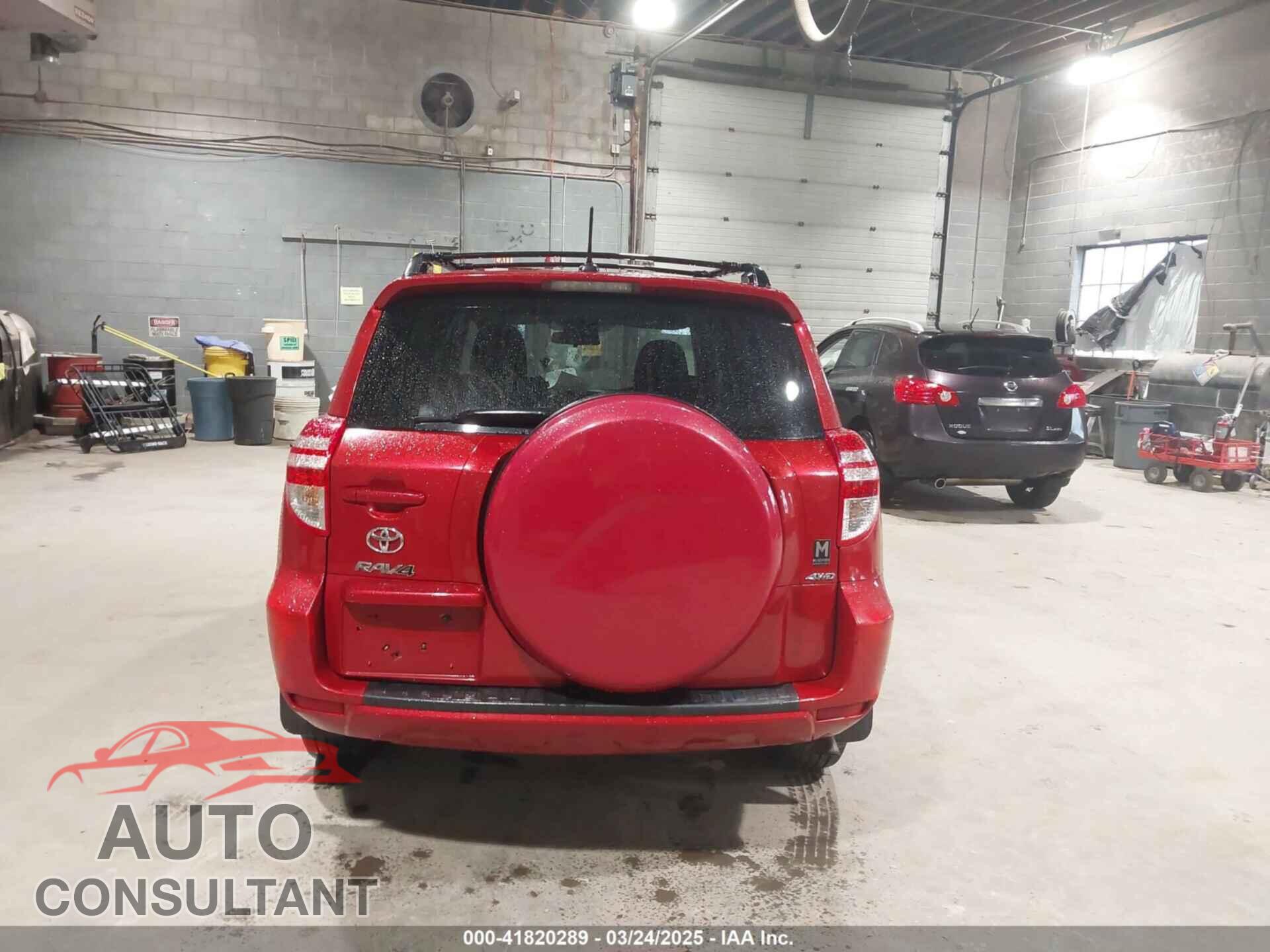 TOYOTA RAV4 2011 - 2T3BF4DV8BW111432