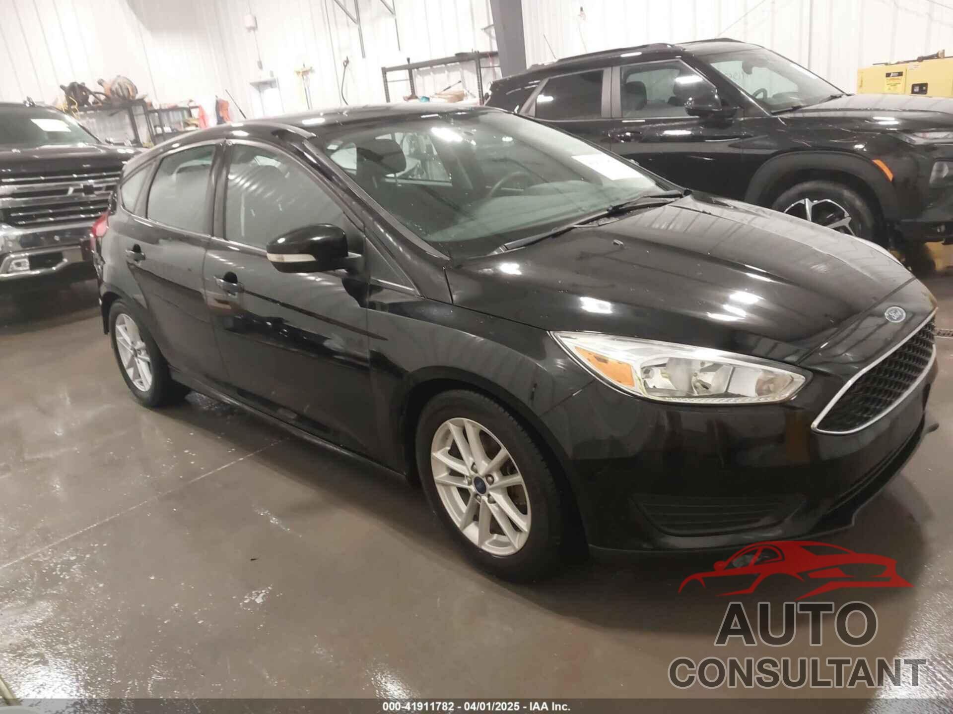 FORD FOCUS 2016 - 1FADP3K26GL310195