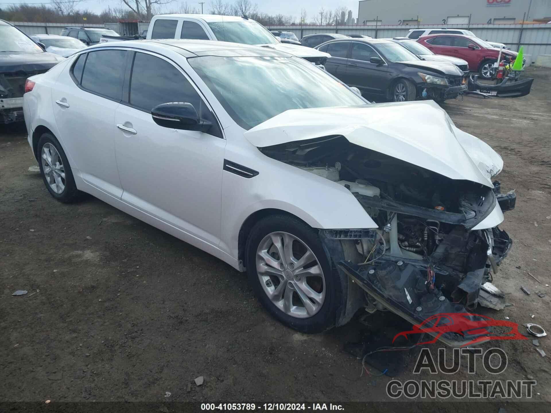 KIA OPTIMA 2011 - KNAGN4A62B5095352