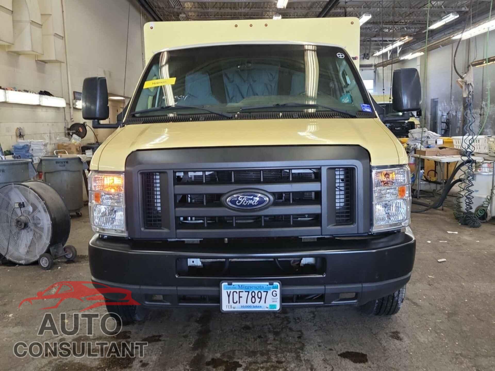 FORD E-450 CUTAWAY 2018 - 1FDXE4FS1JDC24982