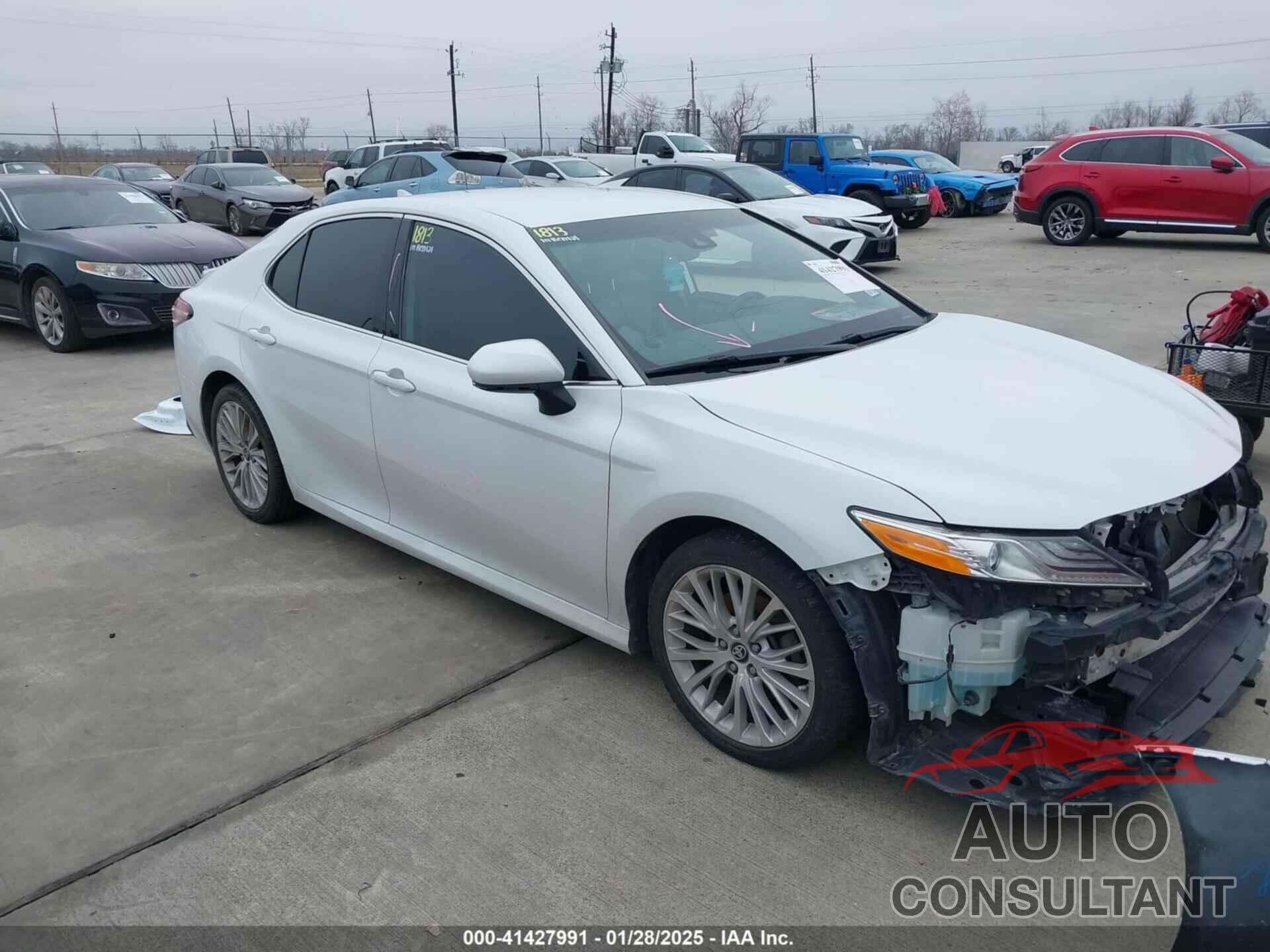 TOYOTA CAMRY 2019 - 4T1B11HK0KU768473