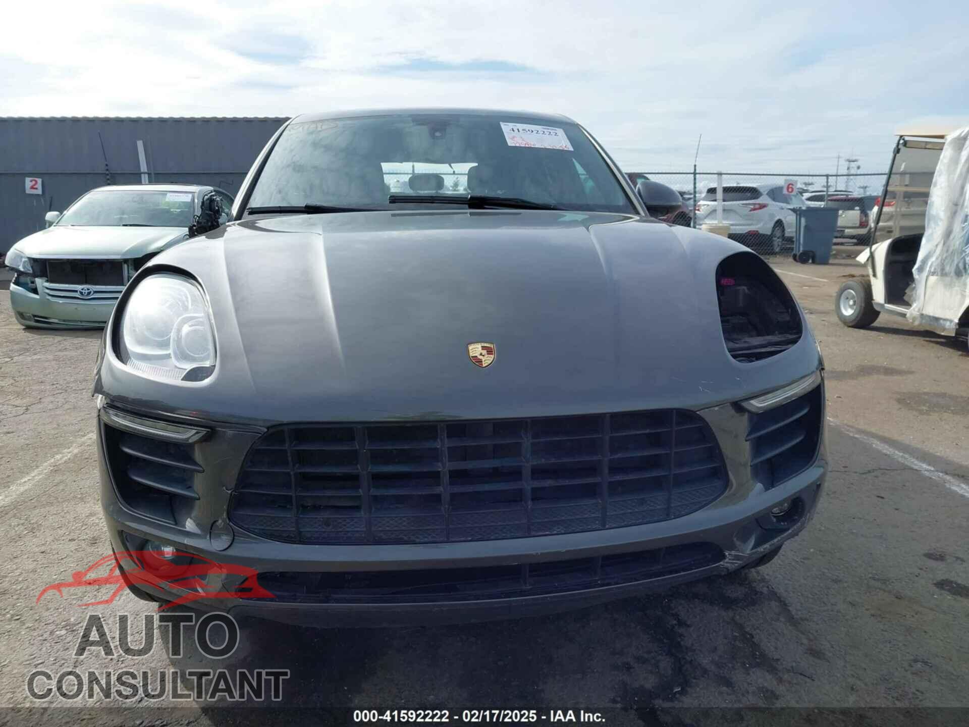 PORSCHE MACAN 2016 - WP1AB2A56GLB45913