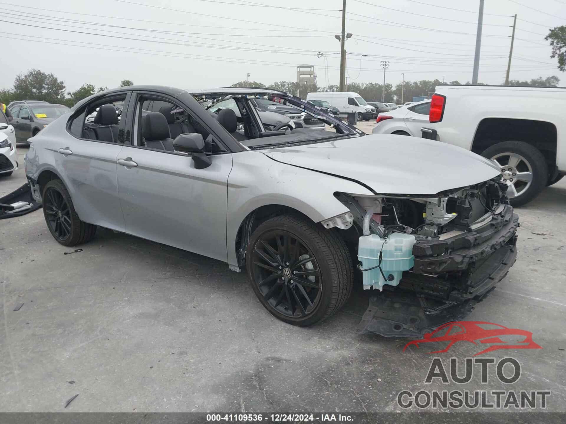TOYOTA CAMRY 2023 - 4T1K61AK3PU182093