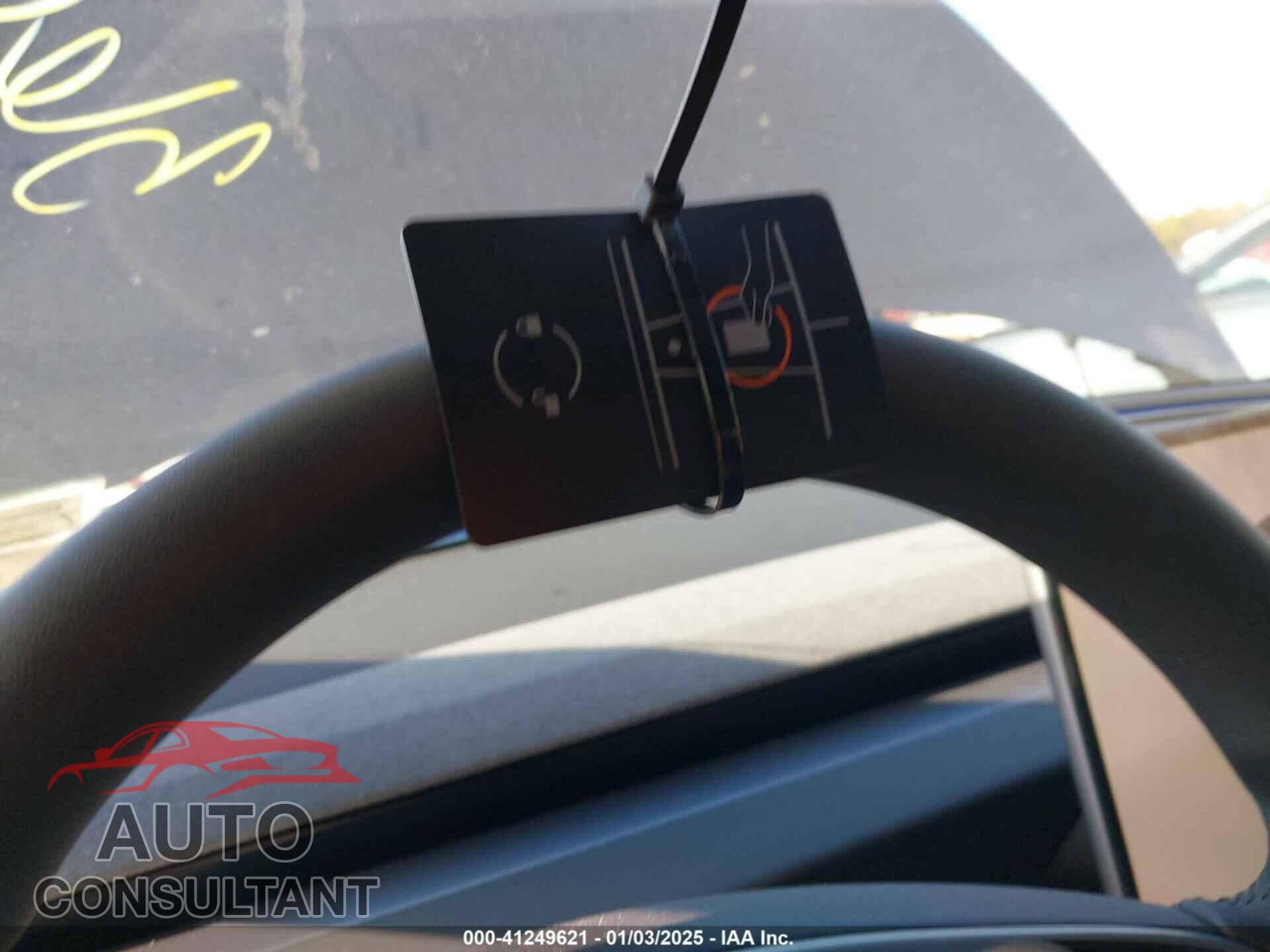 TESLA MODEL 3 2024 - 5YJ3E1EB3RF816150