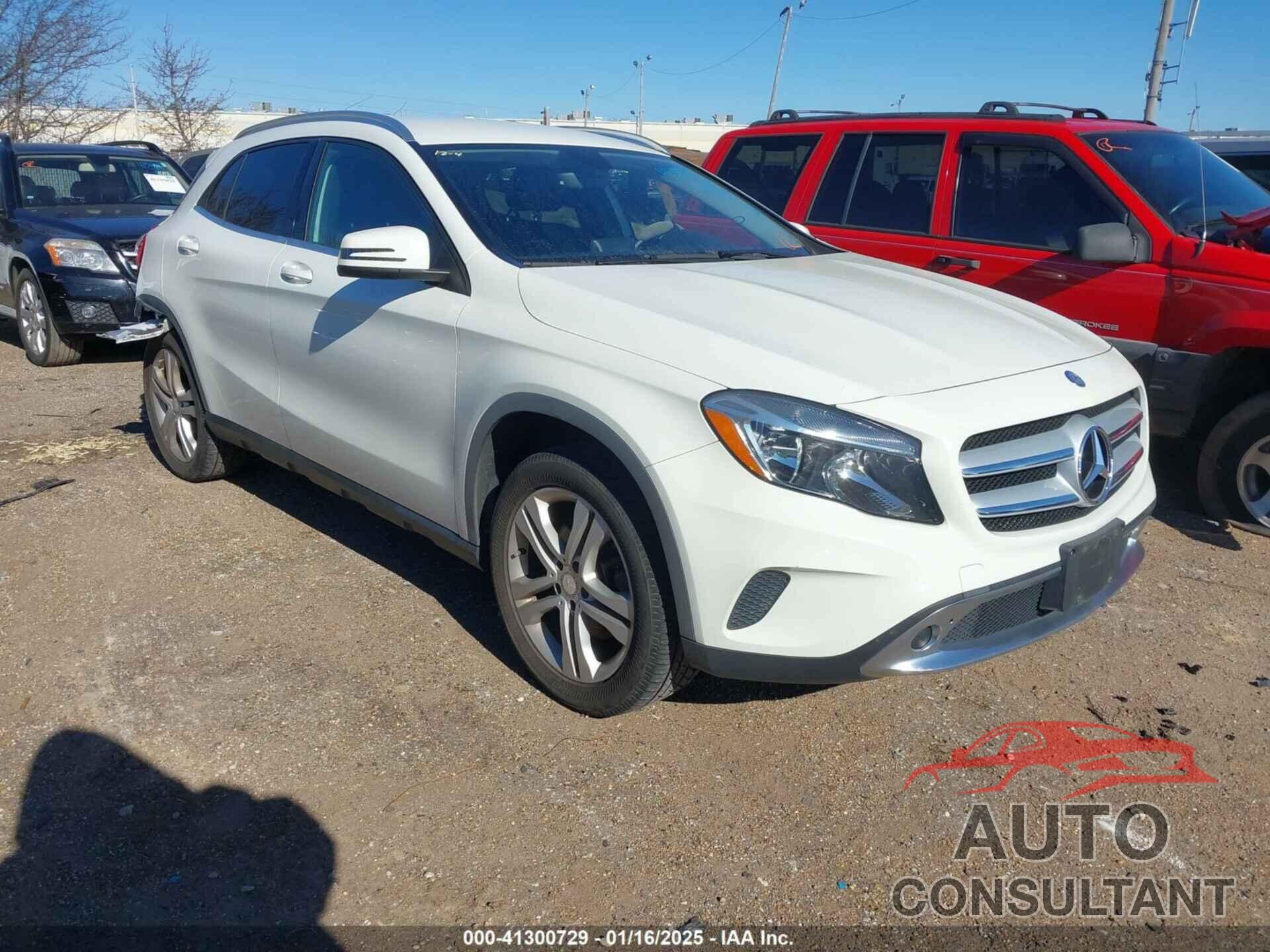 MERCEDES-BENZ GLA 250 2015 - WDCTG4GB7FJ175561