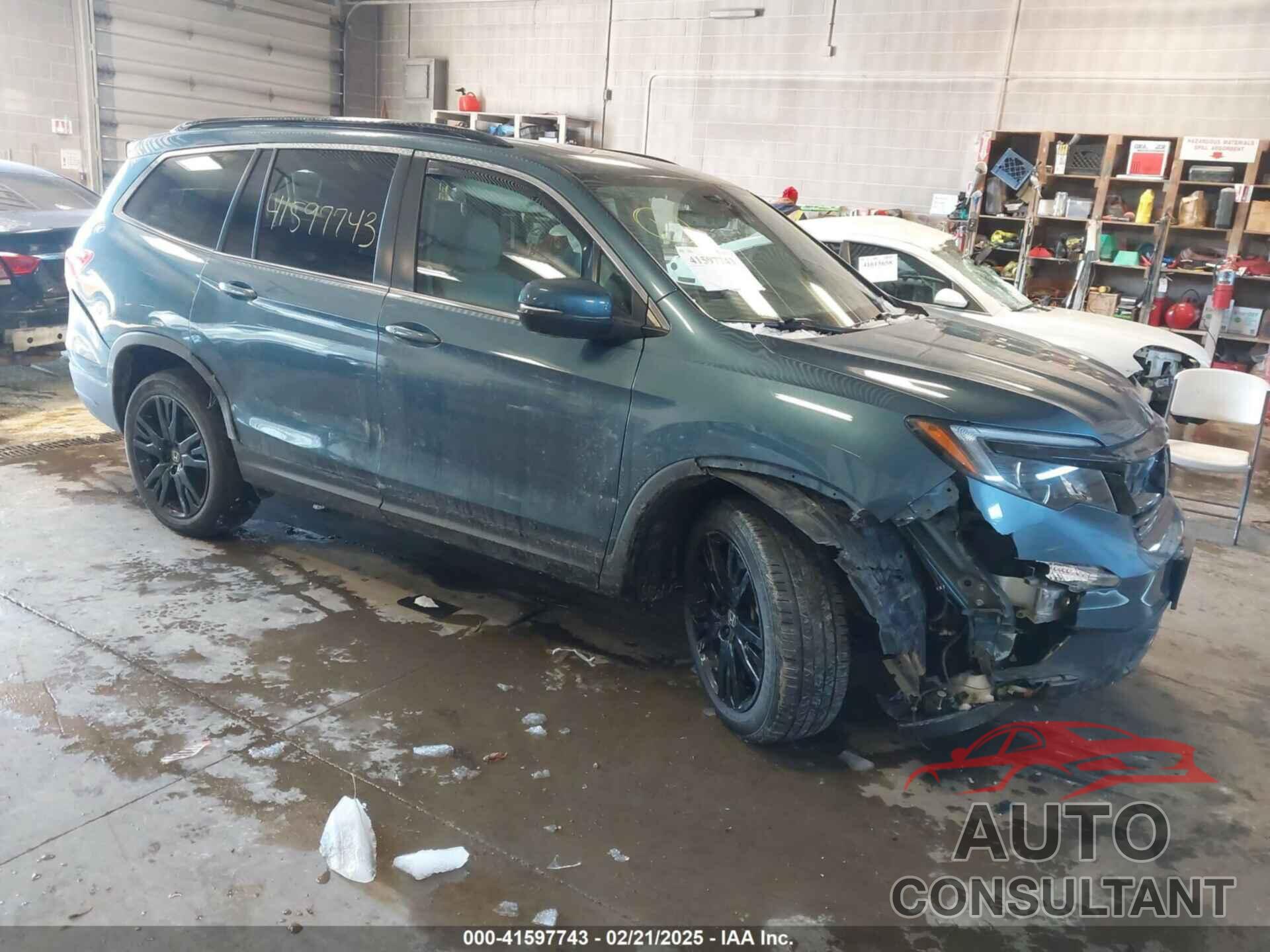 HONDA PILOT 2021 - 5FNYF6H28MB009000